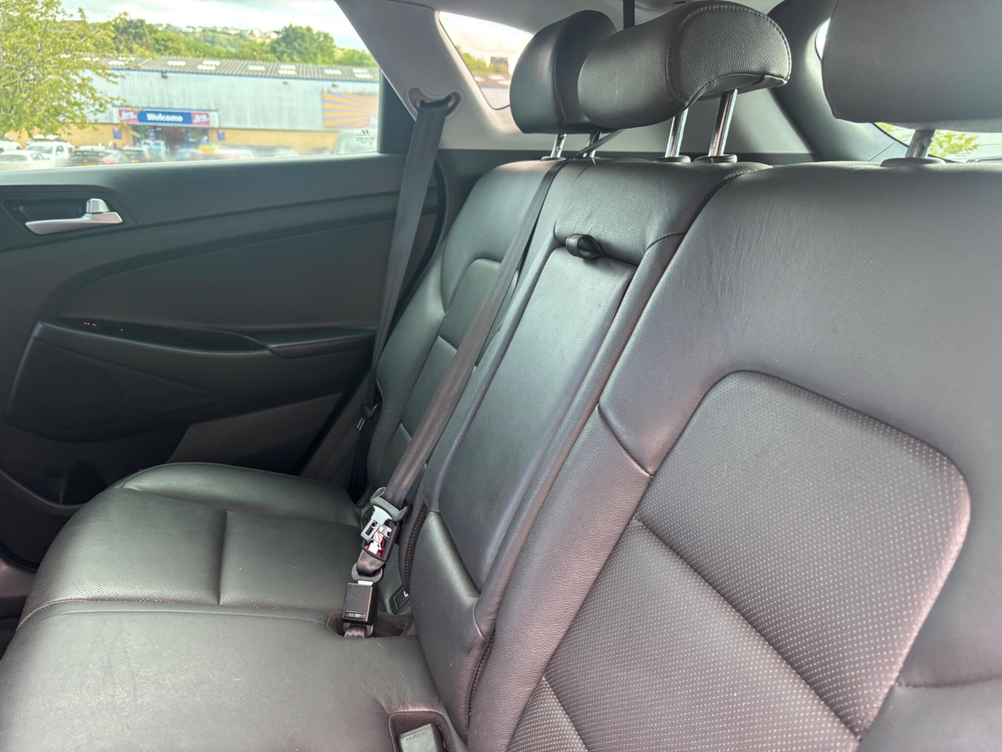 Hyundai Tucson view 17