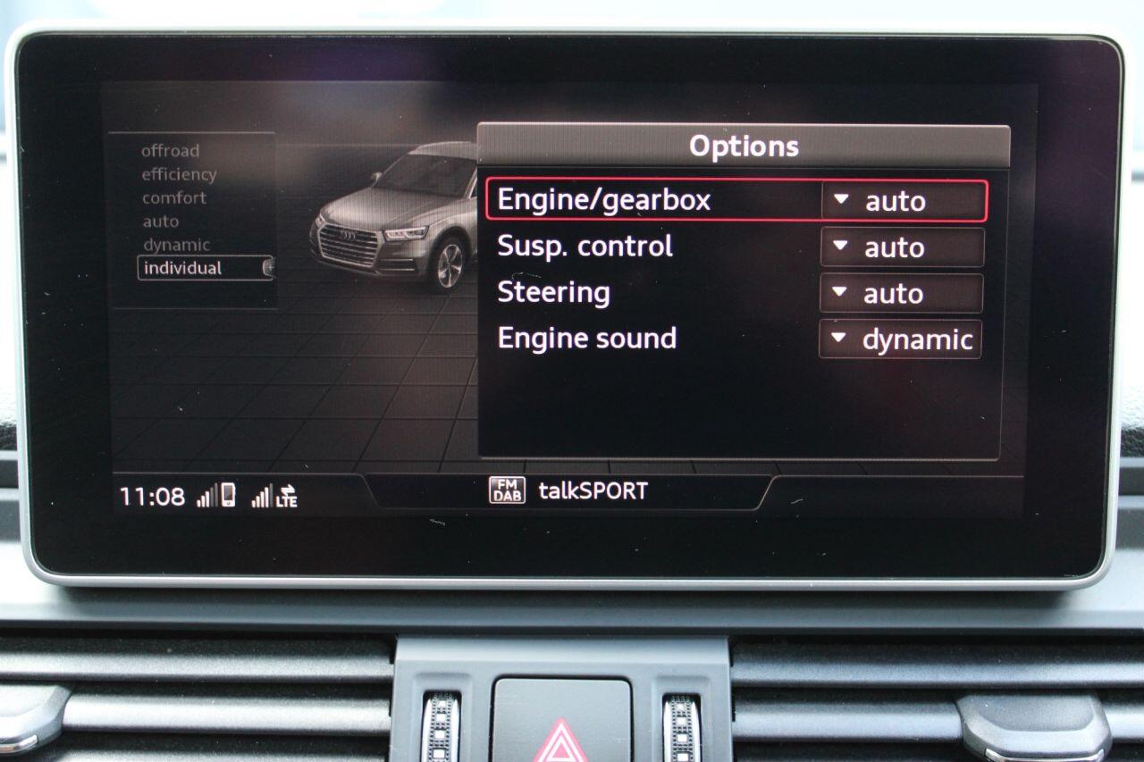 Audi SQ5 view 43