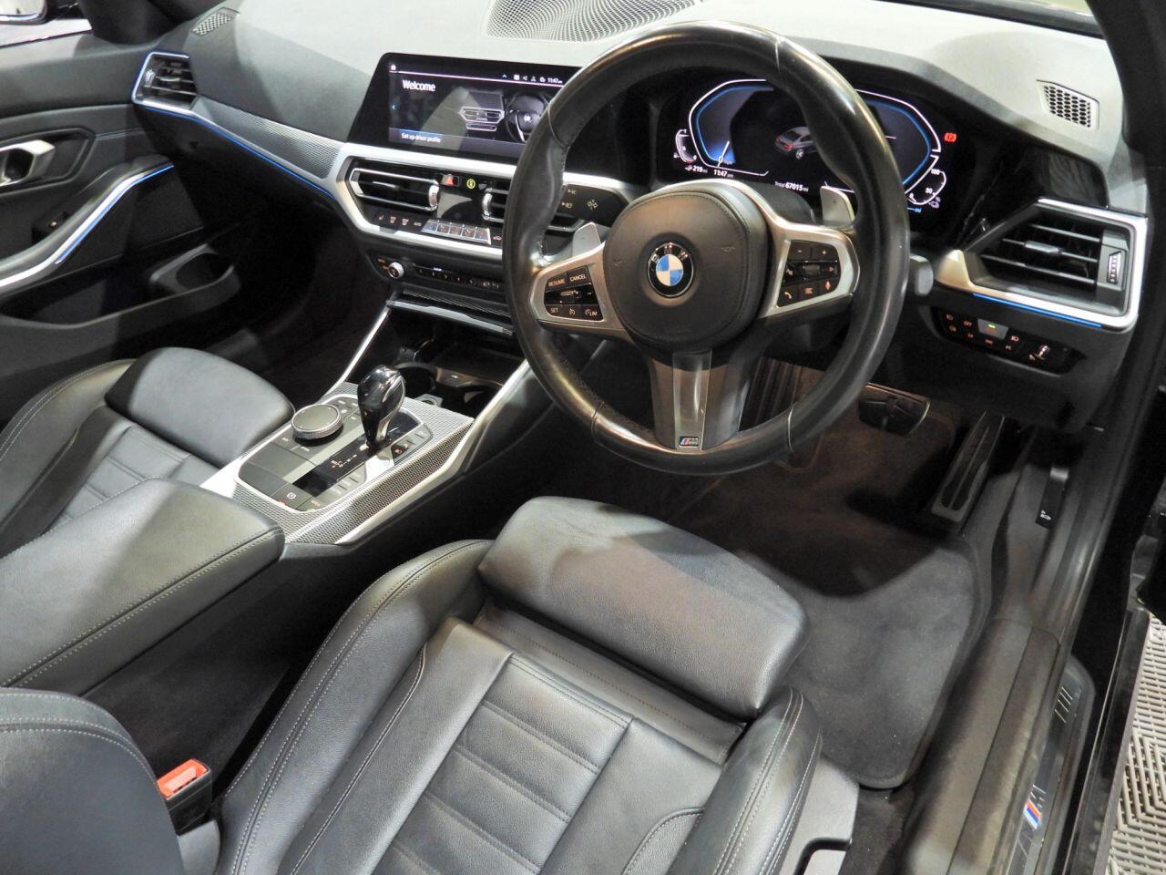 BMW 3 Series view 29