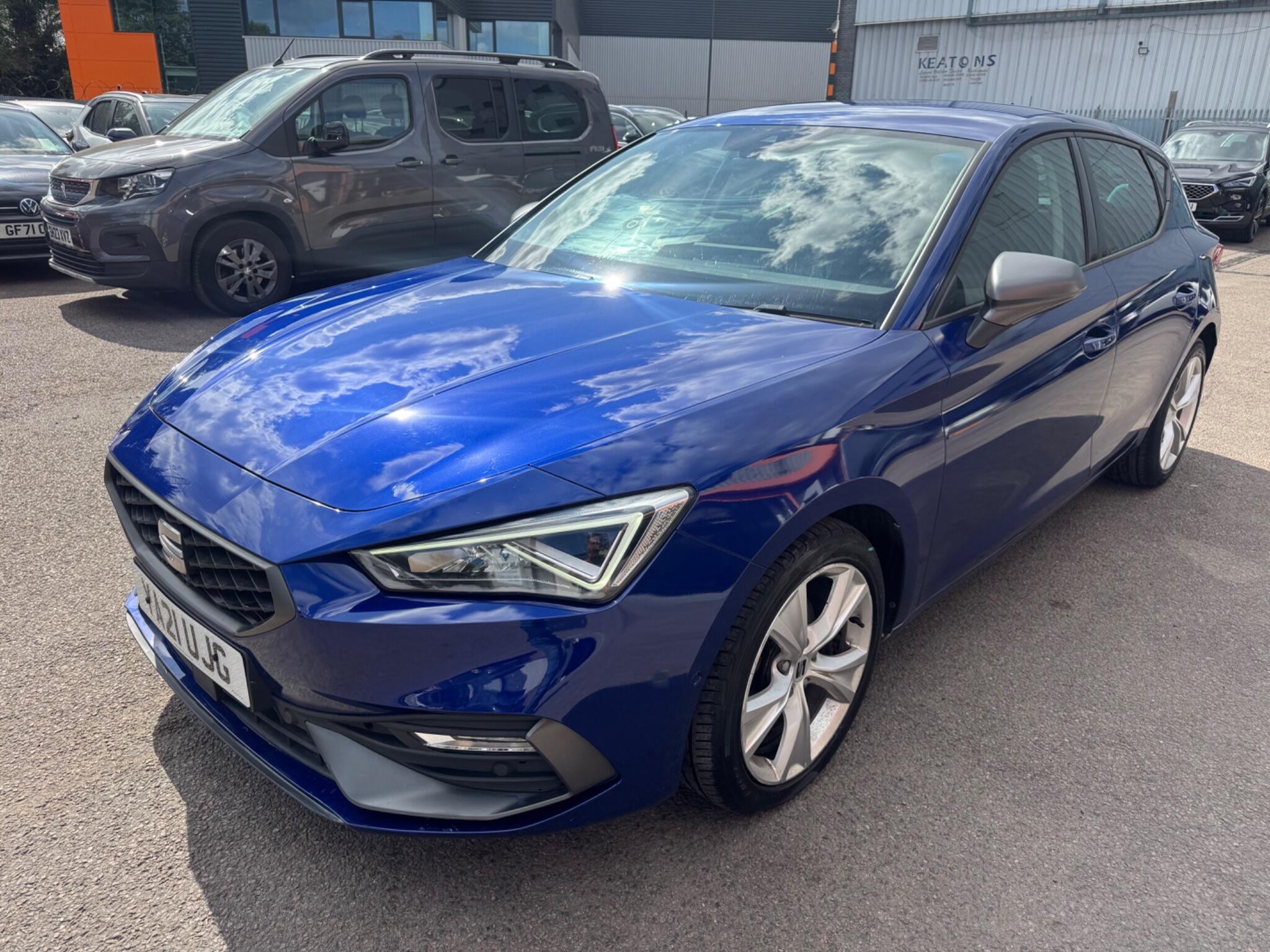 Seat Leon Leon view 2