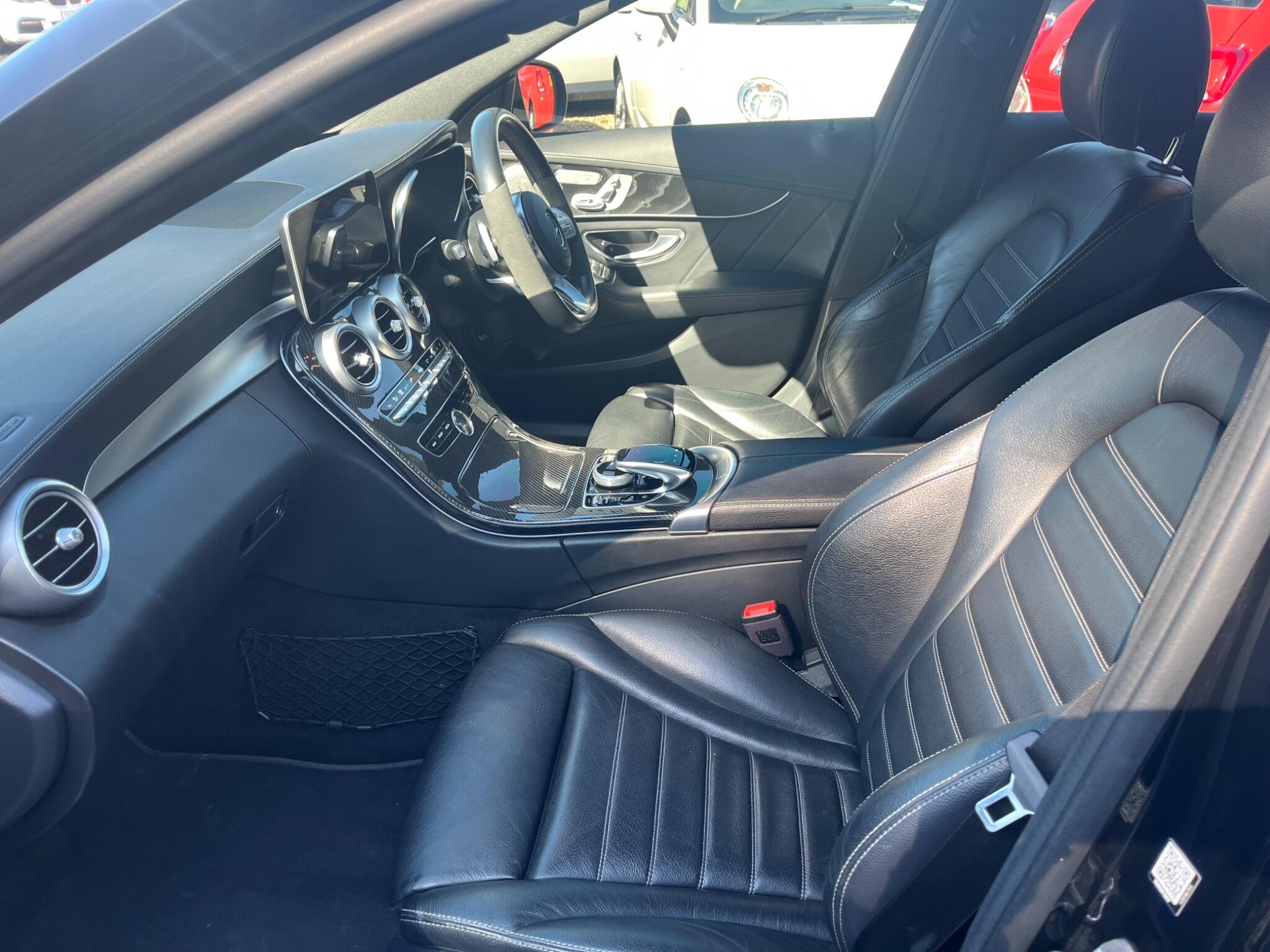Mercedes-Benz C Class view 12