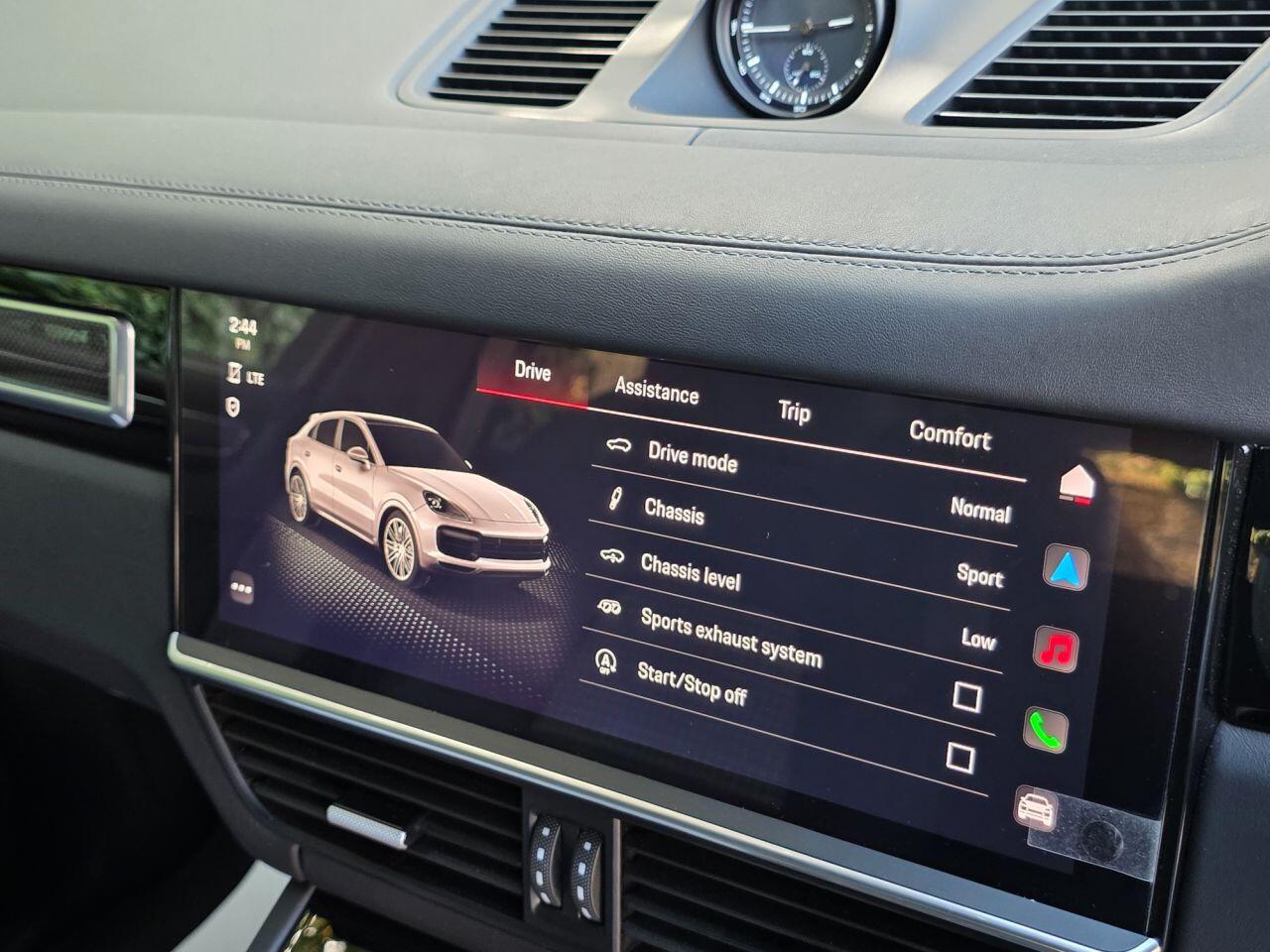 Porsche Cayenne view 39