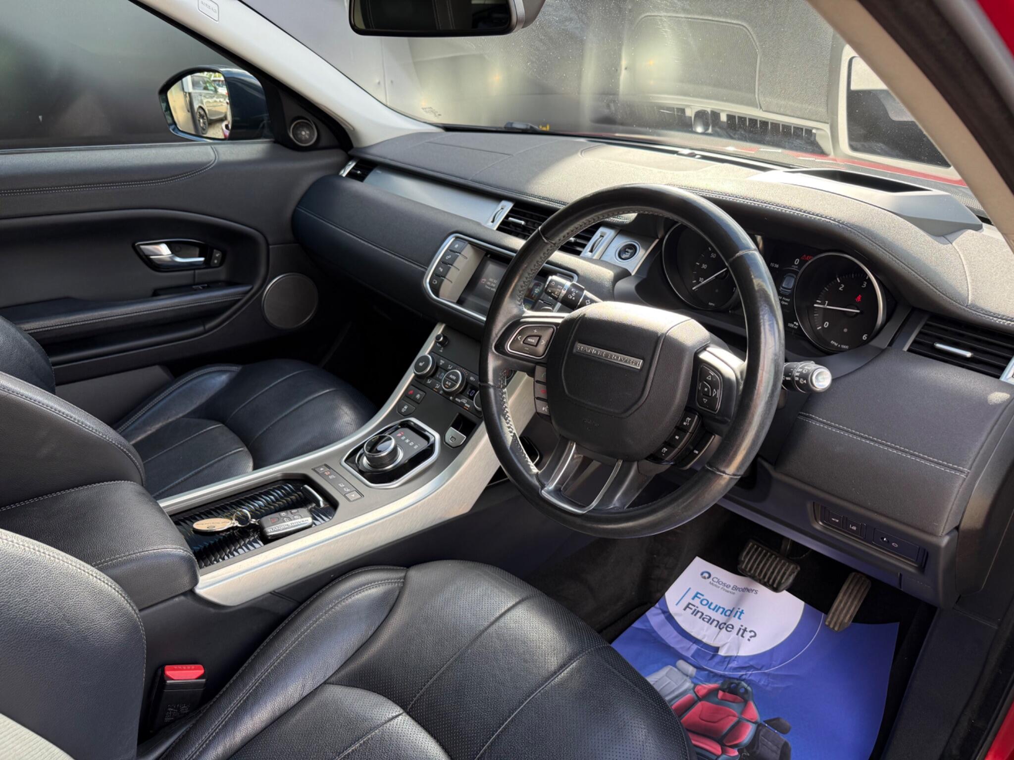 Land Rover Range Rover Evoque view 24