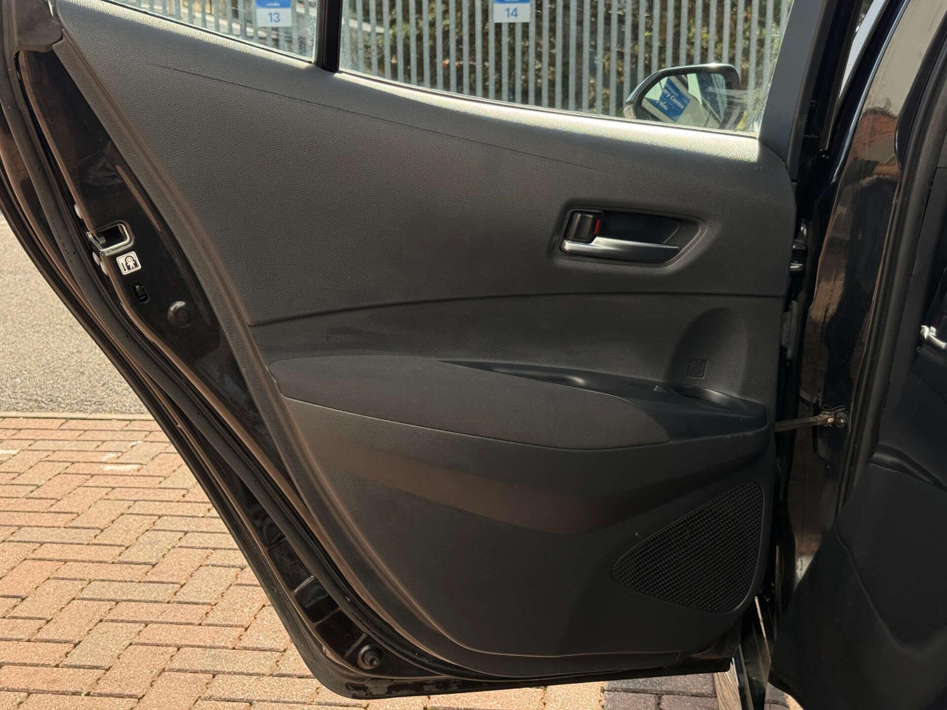 Toyota Corolla view 35