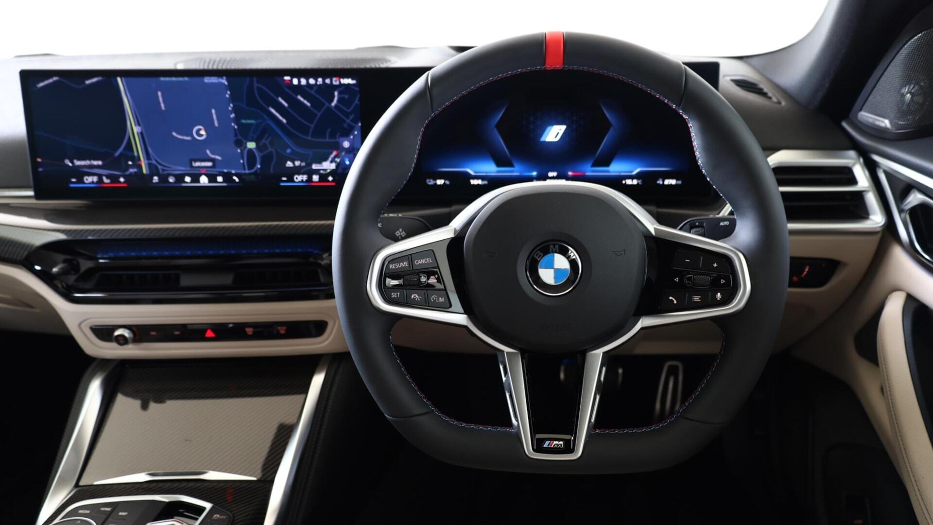 BMW i4 view 5