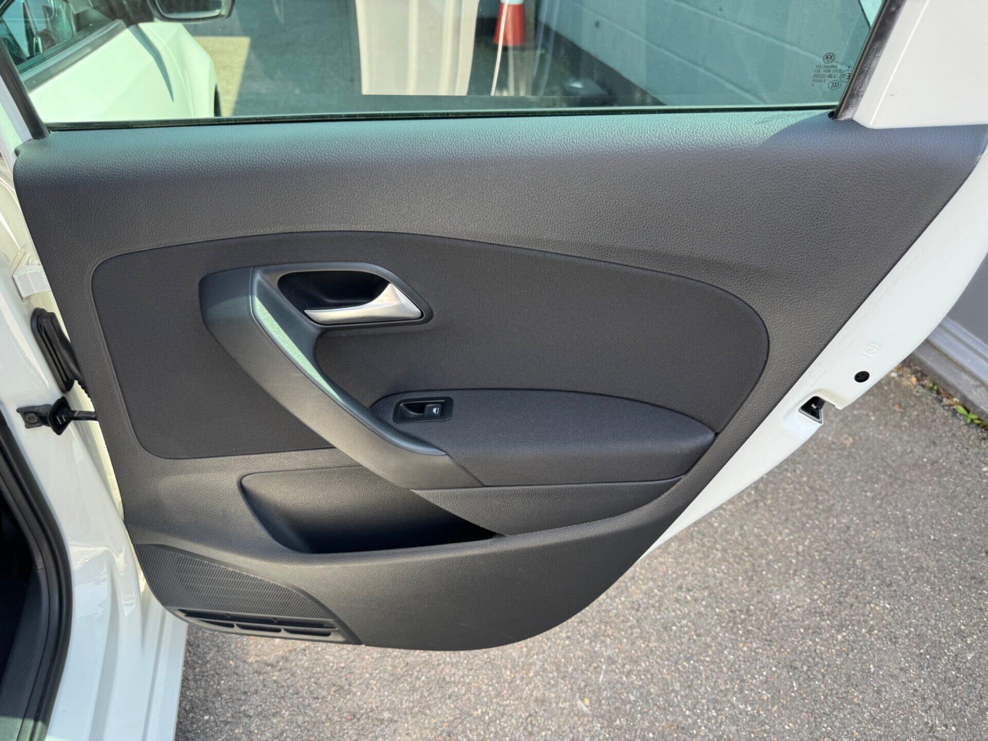 Volkswagen Polo view 55