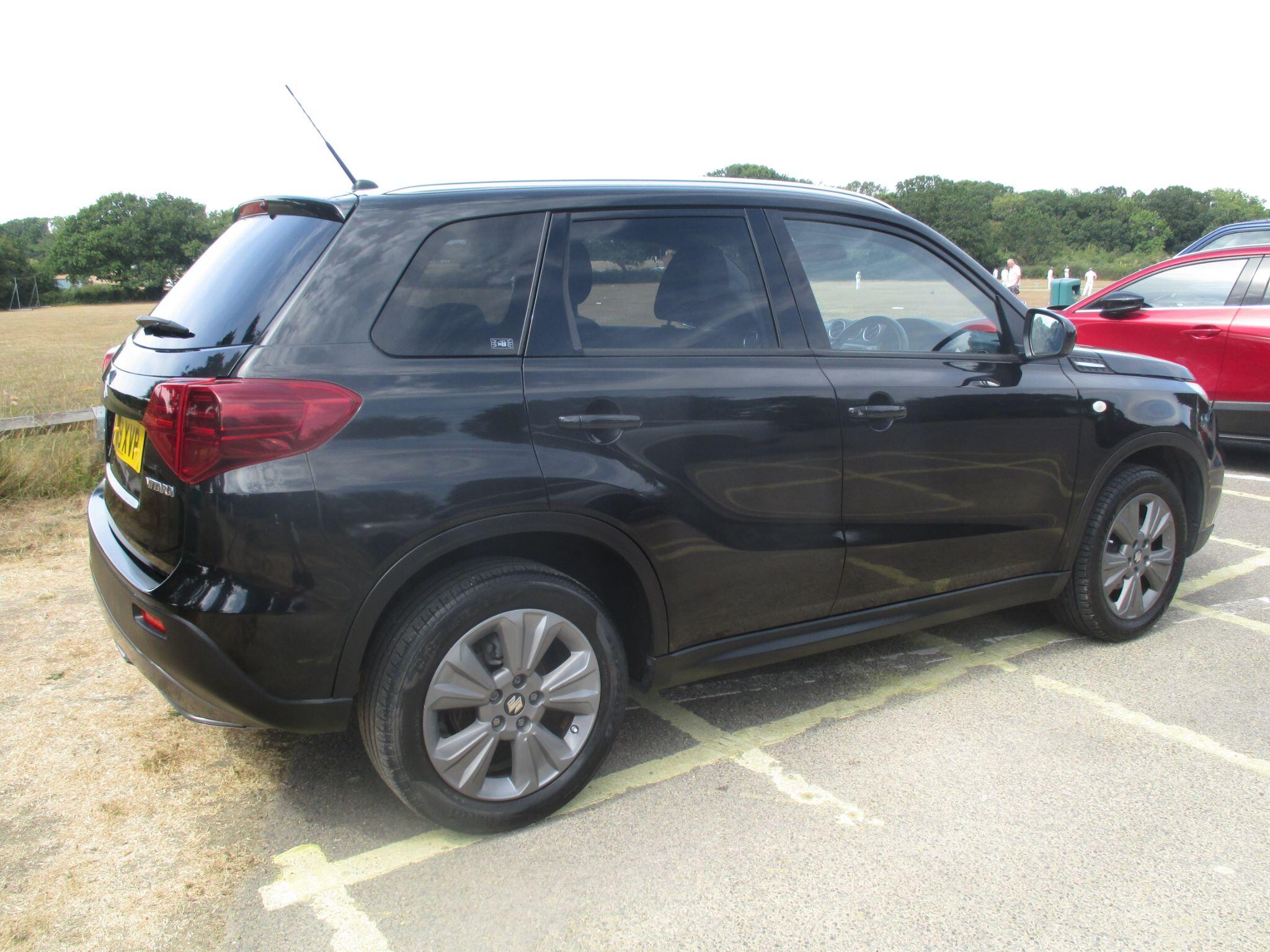 Suzuki Vitara view 9