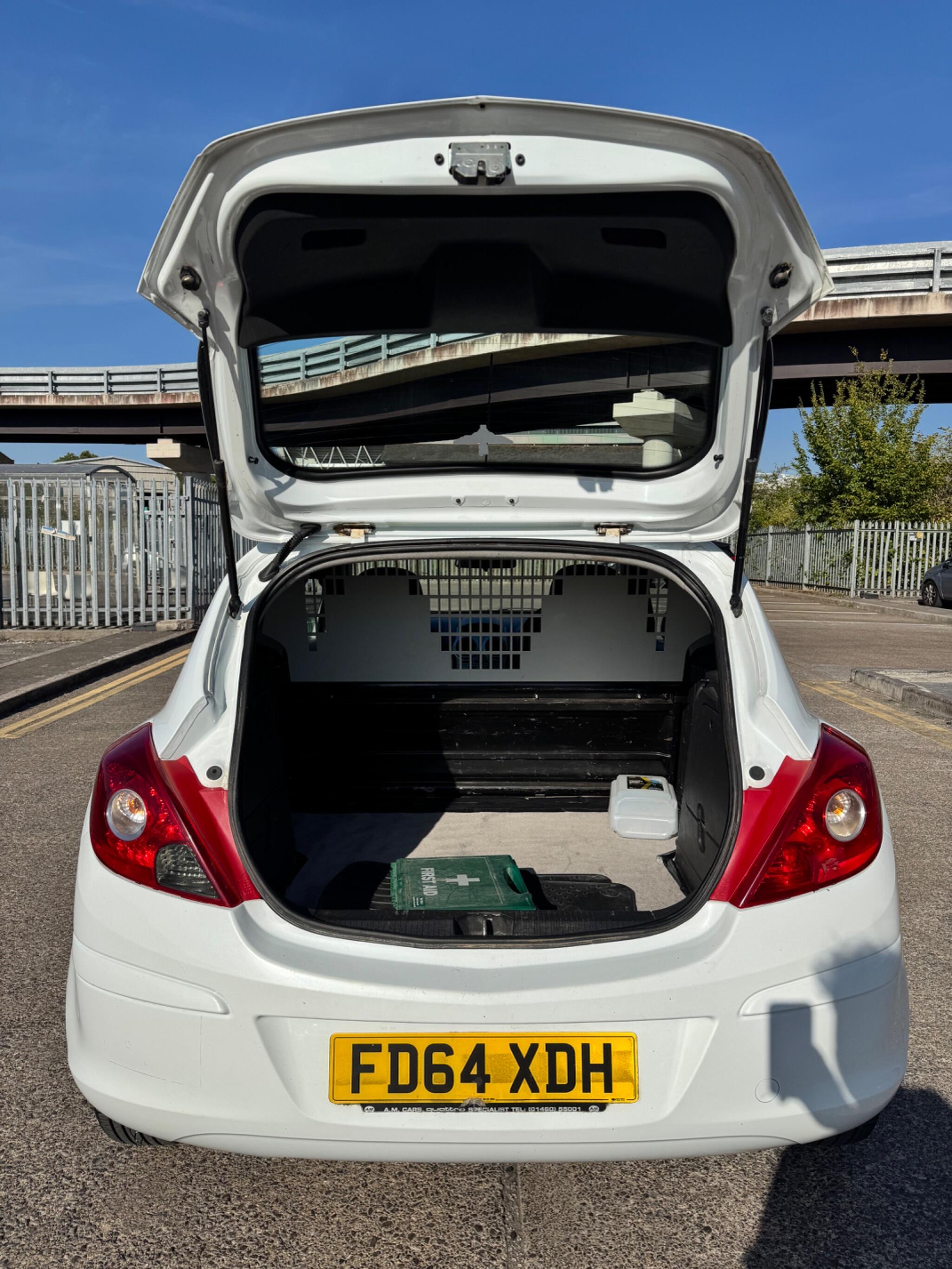 Vauxhall Corsa Van view 36