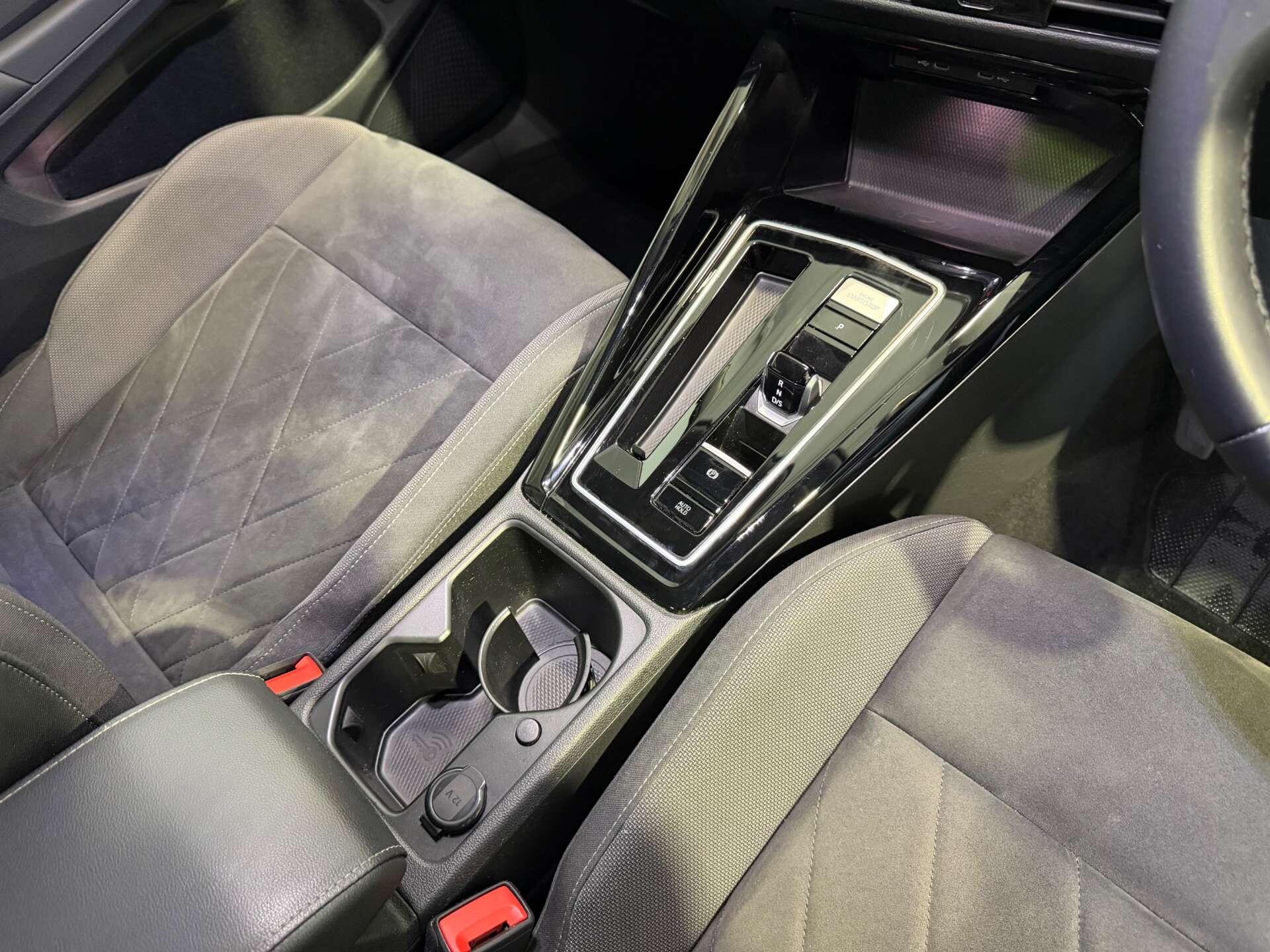 Volkswagen Golf view 16