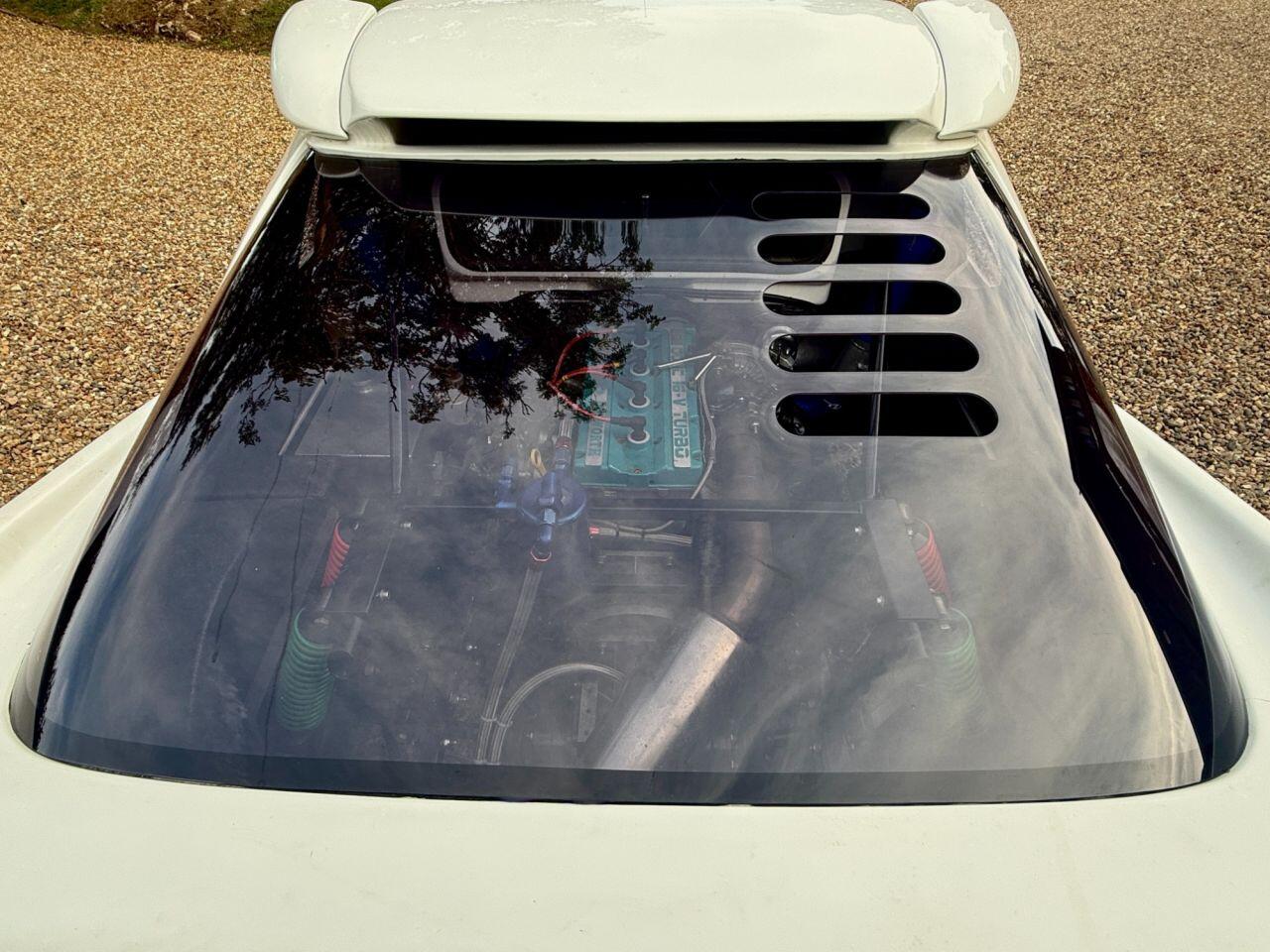 Ford RS200 view 7