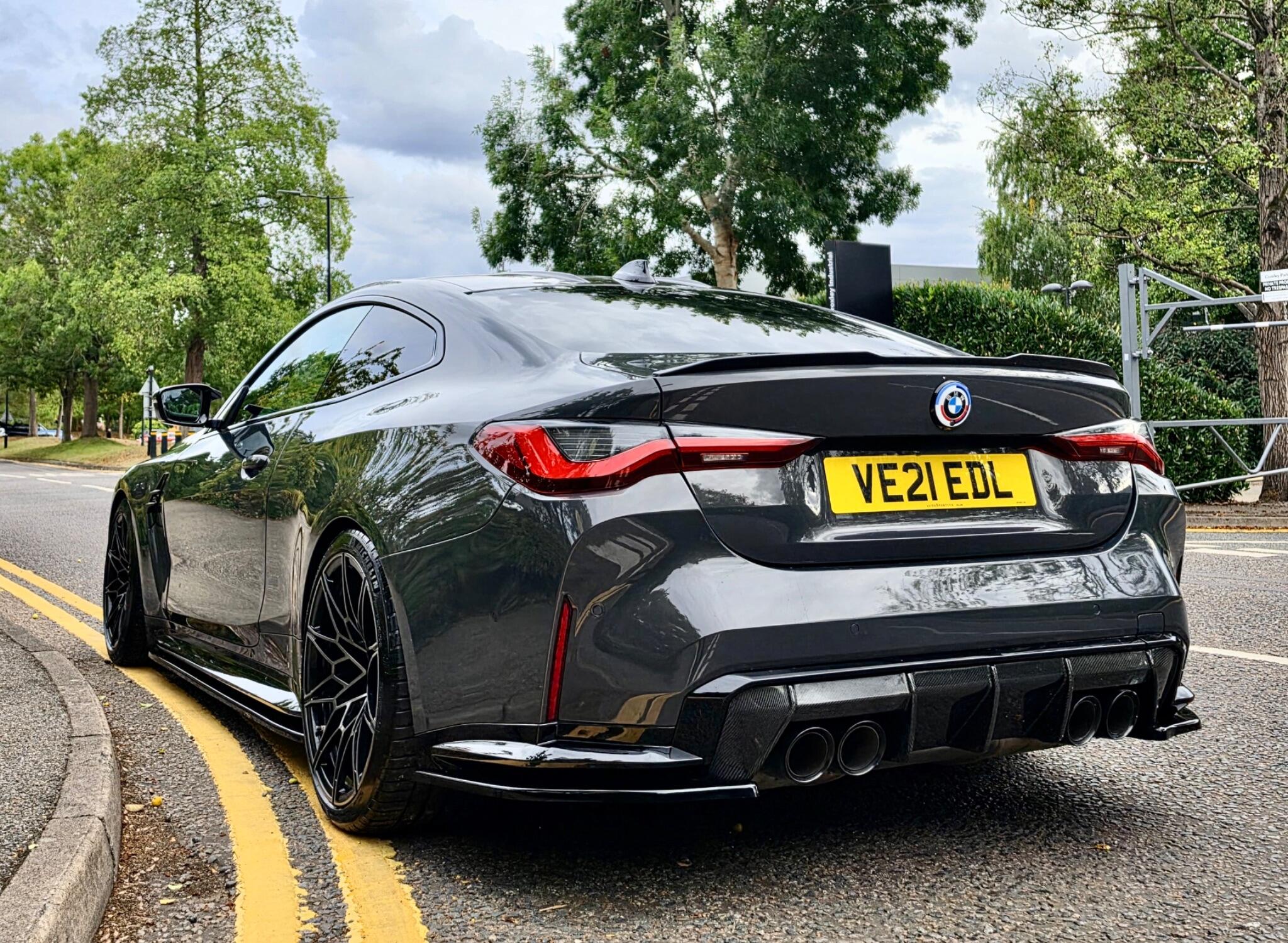 BMW M4 view 17