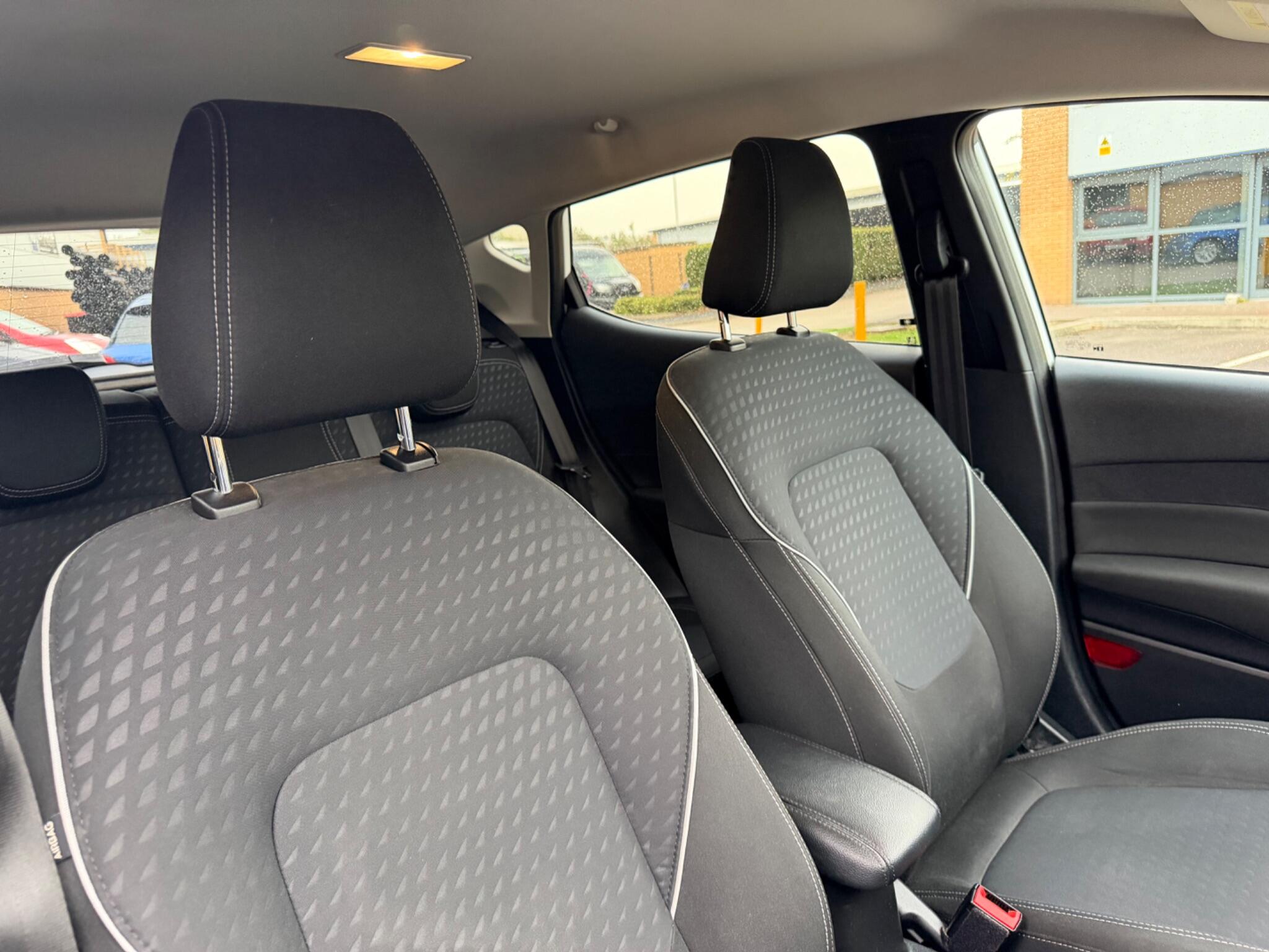 Ford Fiesta view 16