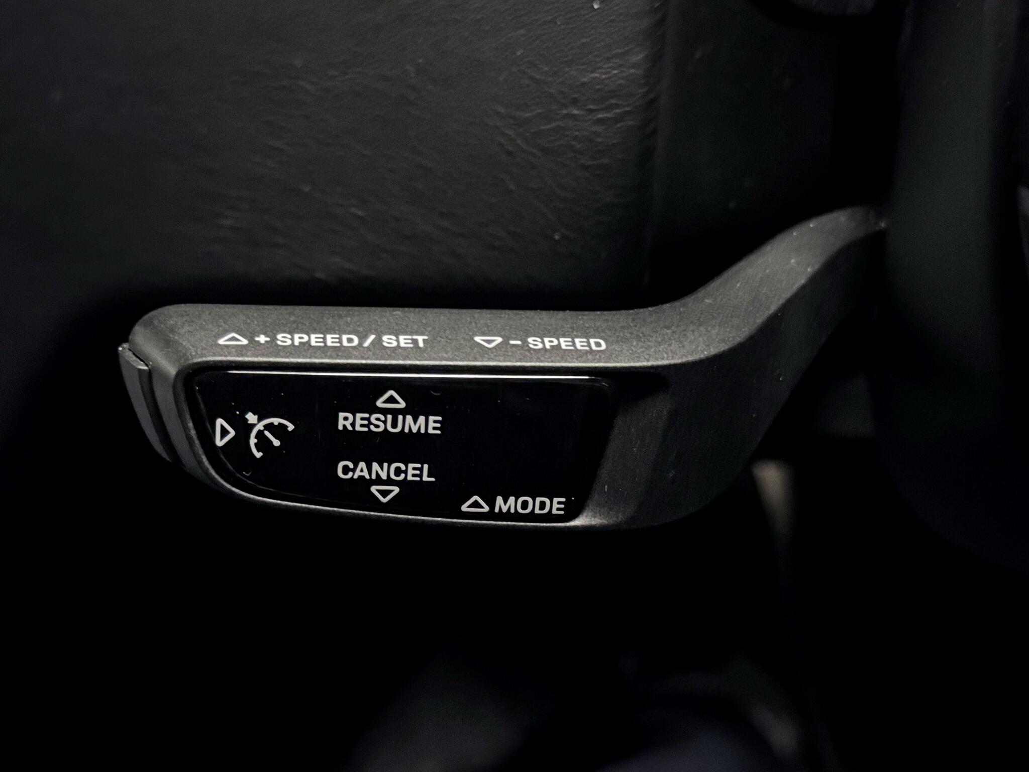 Porsche Cayenne view 14