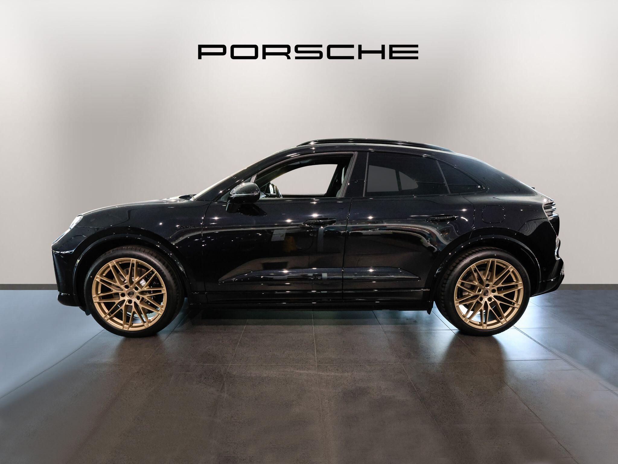 Porsche Macan view 7