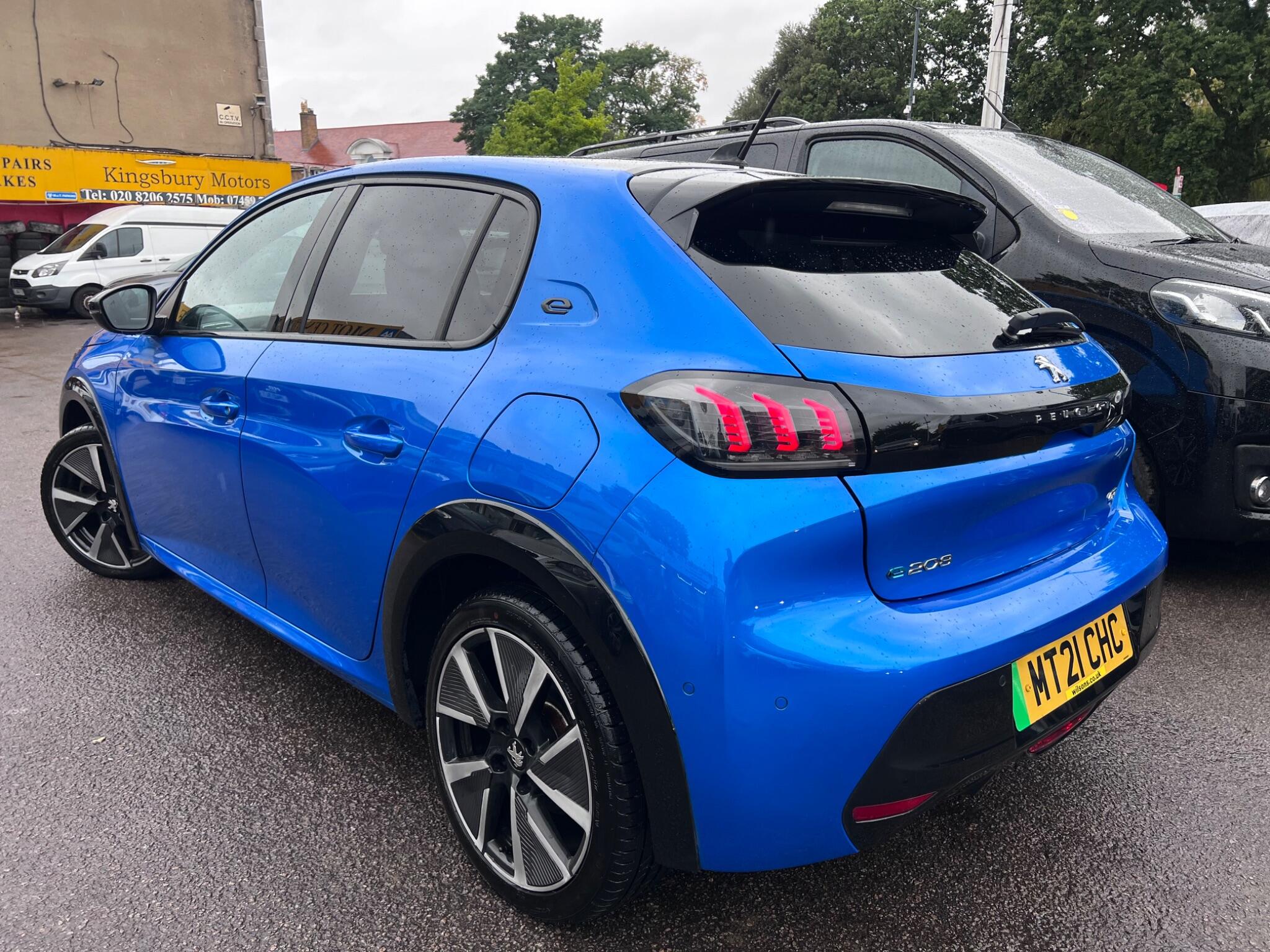 Peugeot E-208 view 15