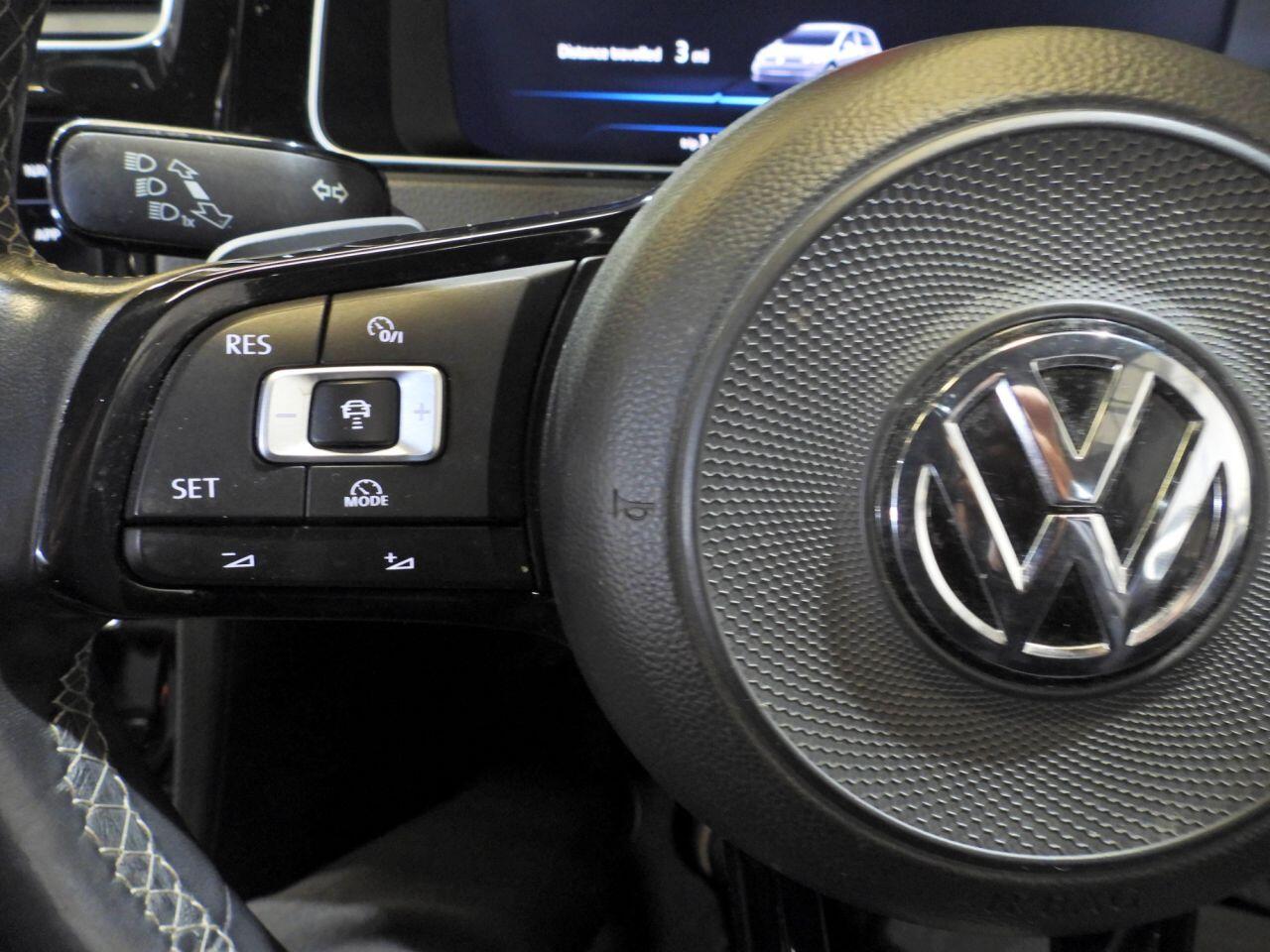 Volkswagen Golf view 25