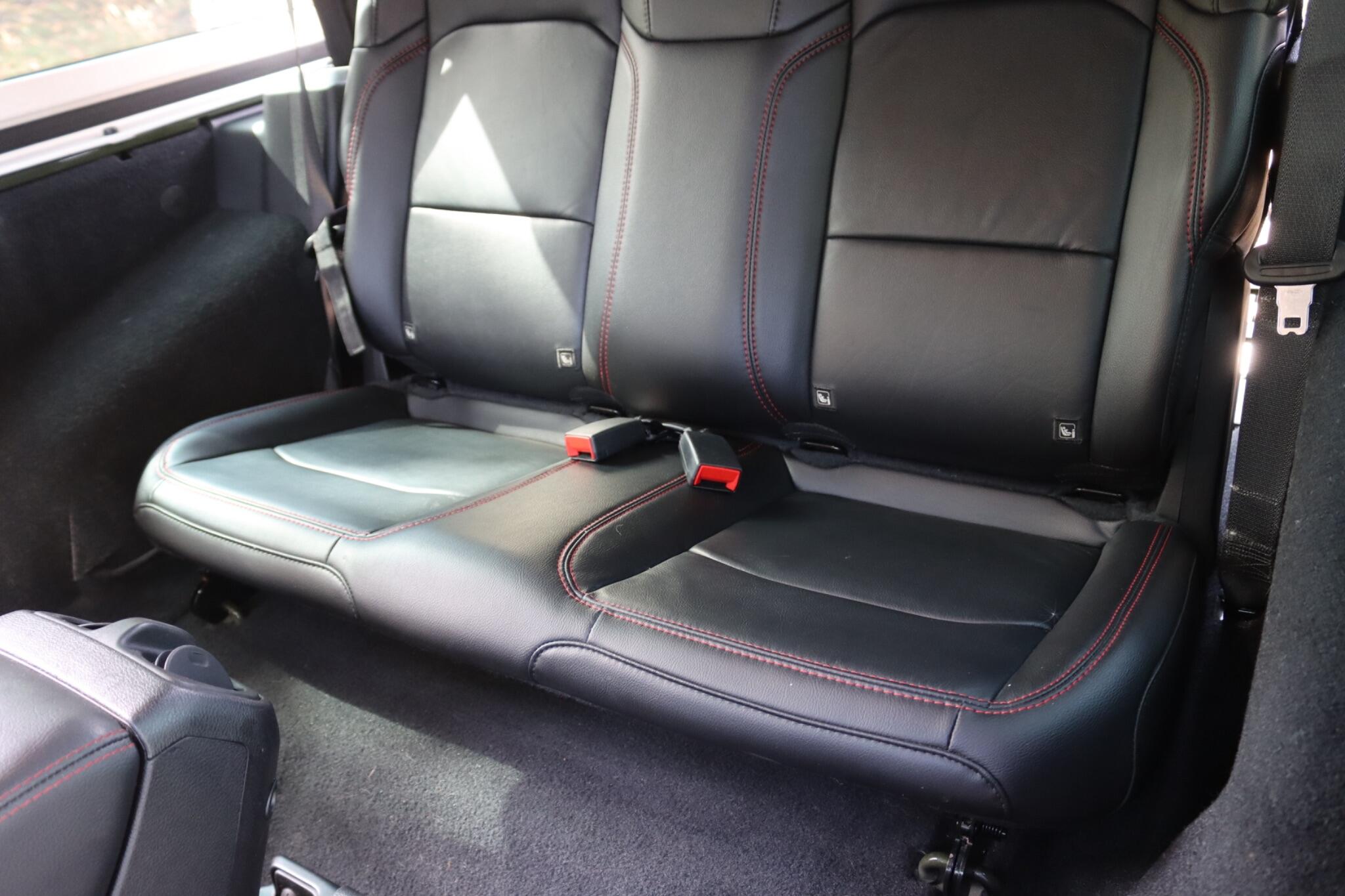 Jeep Wrangler view 11