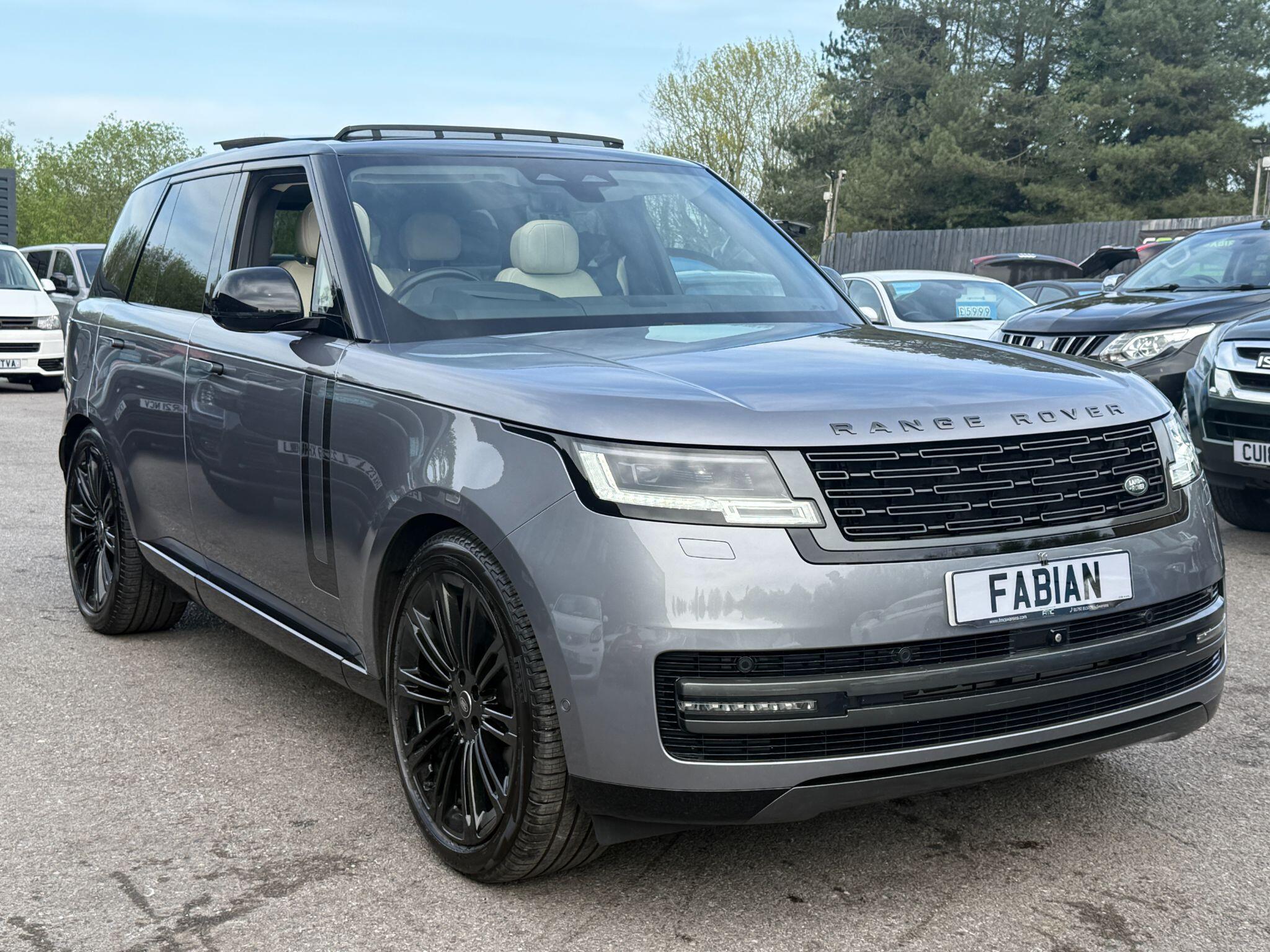 Land Rover Range Rover view 4