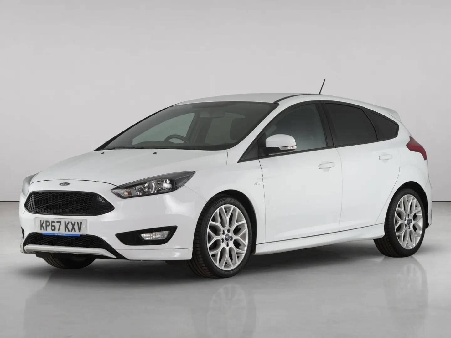 Ford Focus view 2
