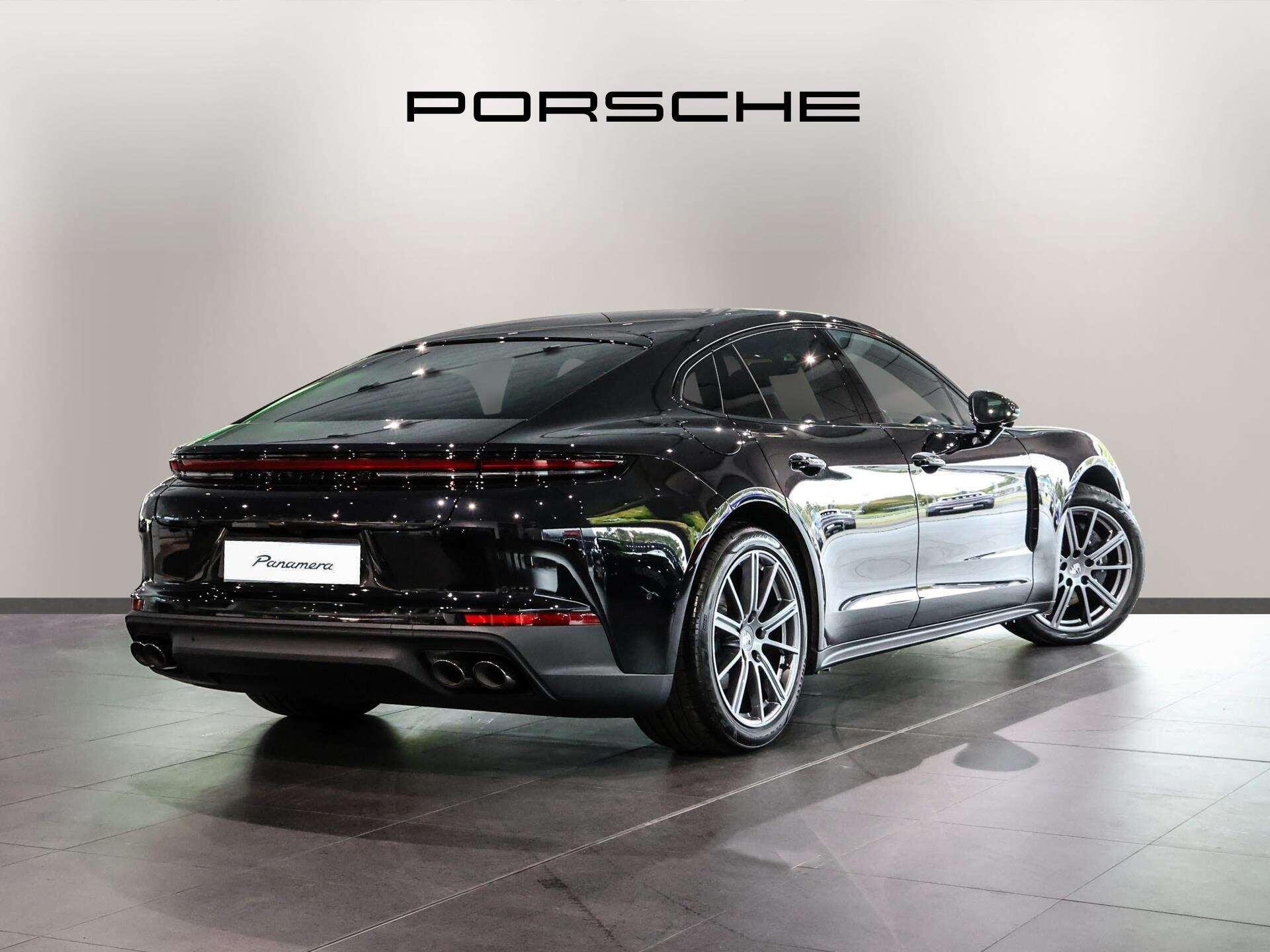 Porsche Panamera view 3
