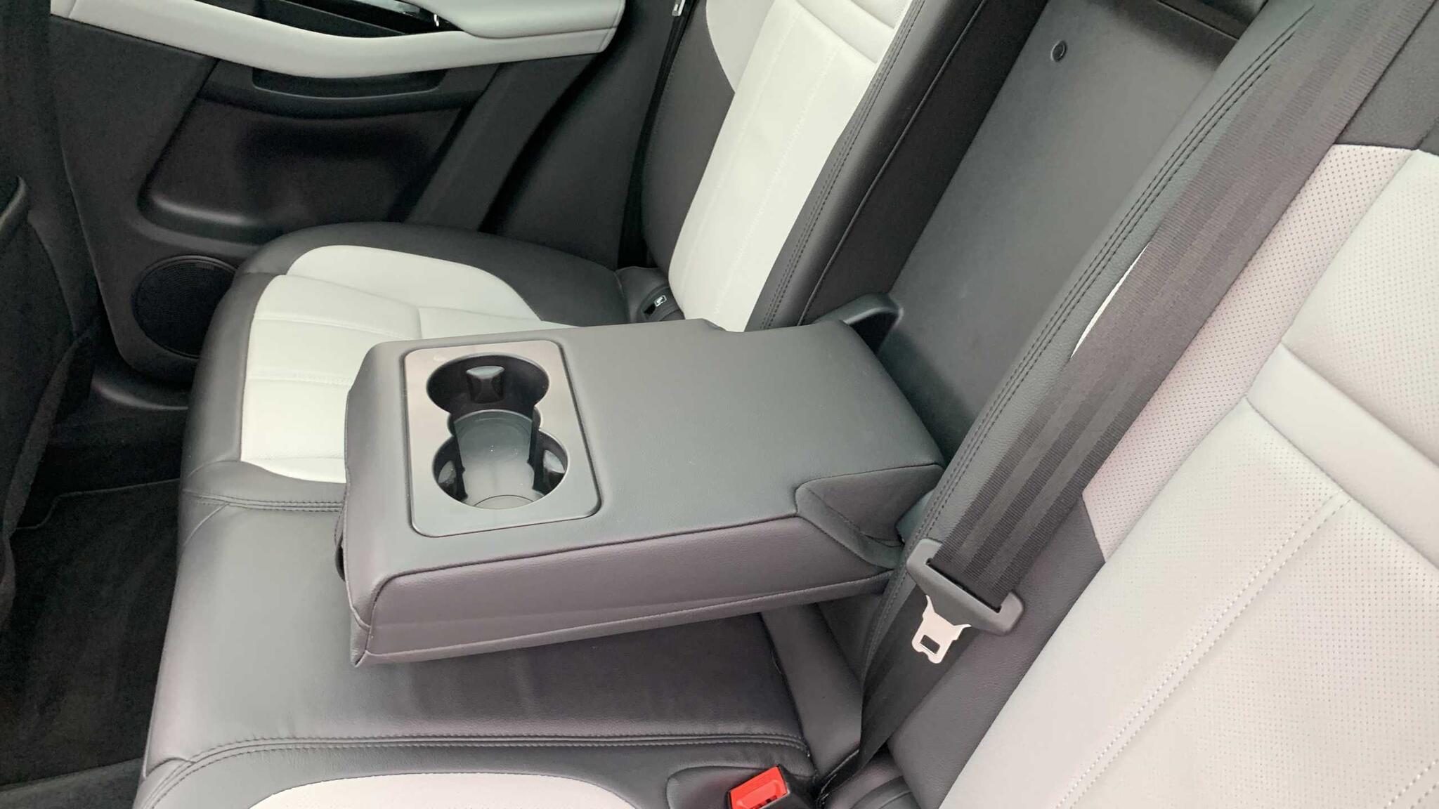 Land Rover Range Rover Evoque view 31