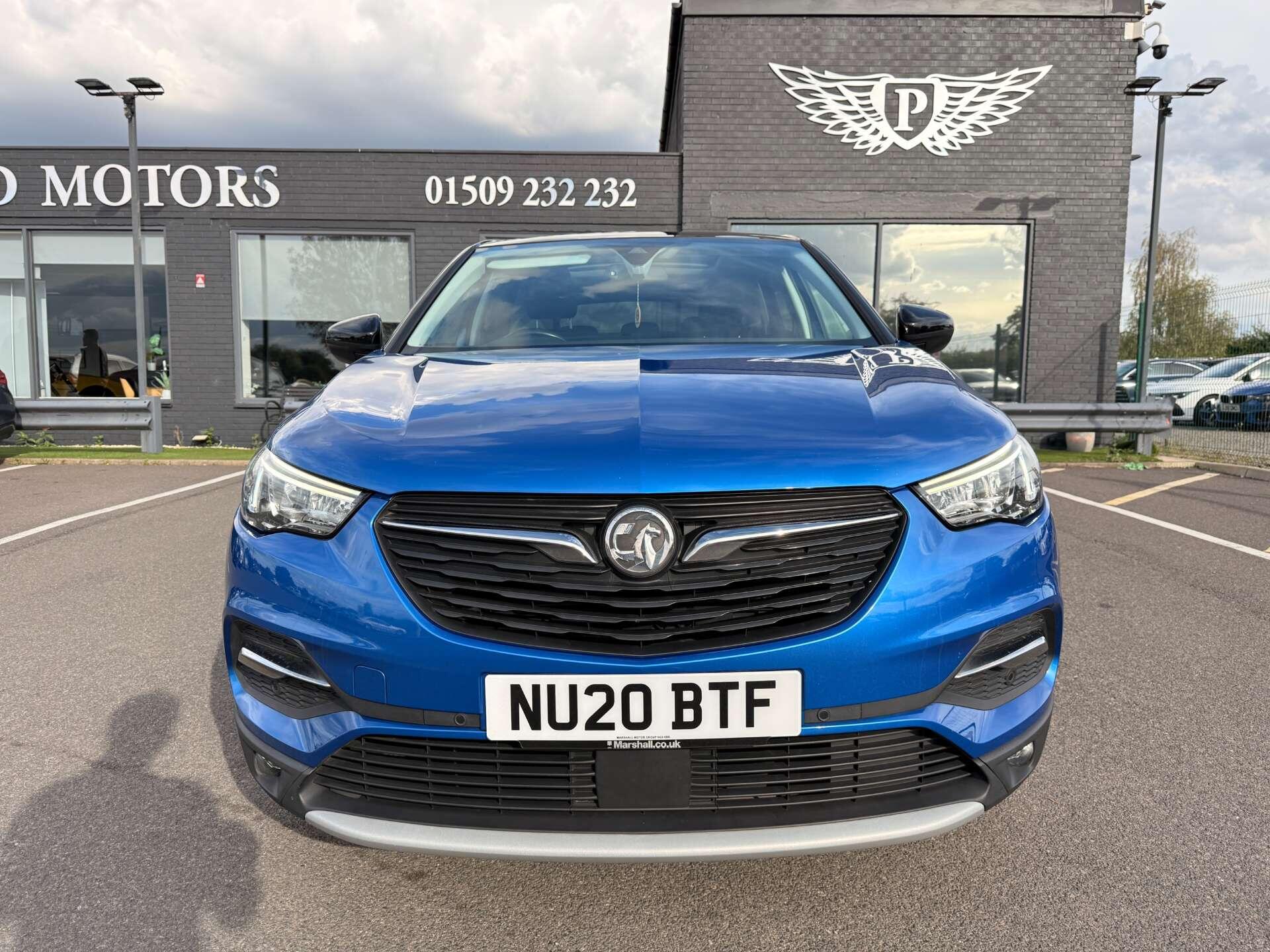 Vauxhall Grandland X view 3