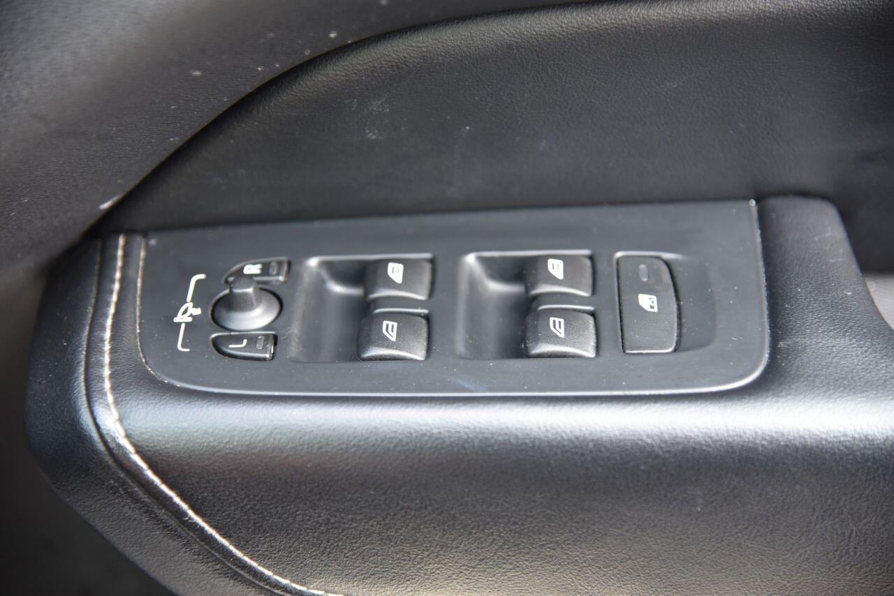 Volvo XC60 view 34