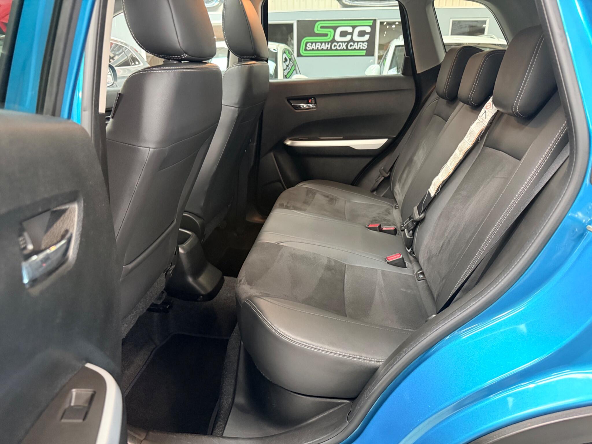Suzuki Vitara view 19