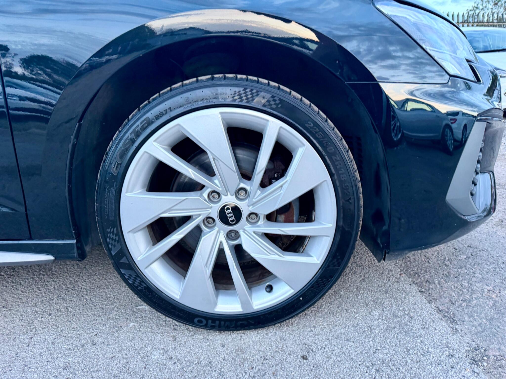 Audi A3 view 34