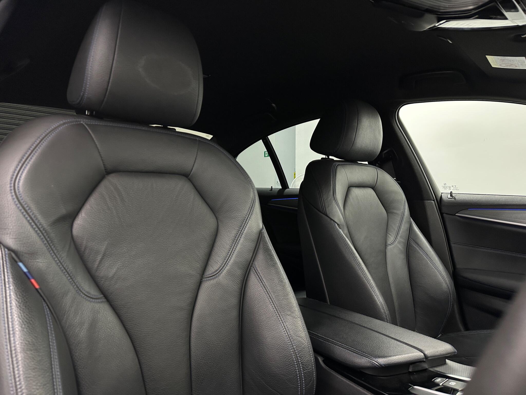 BMW 5 Series view 32