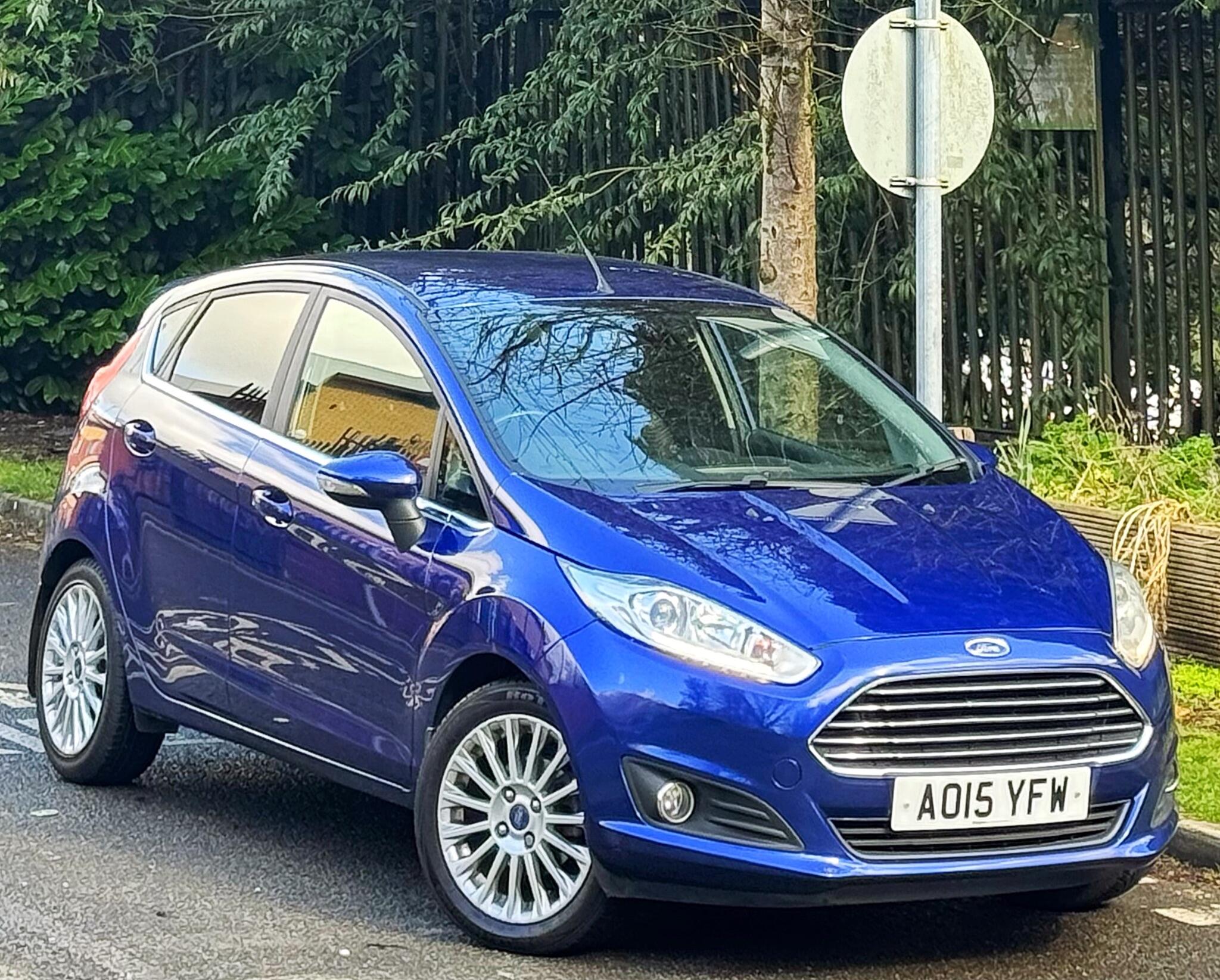 2015 Ford Fiesta 1.6 Titanium Powershift Euro 6 5dr image 2