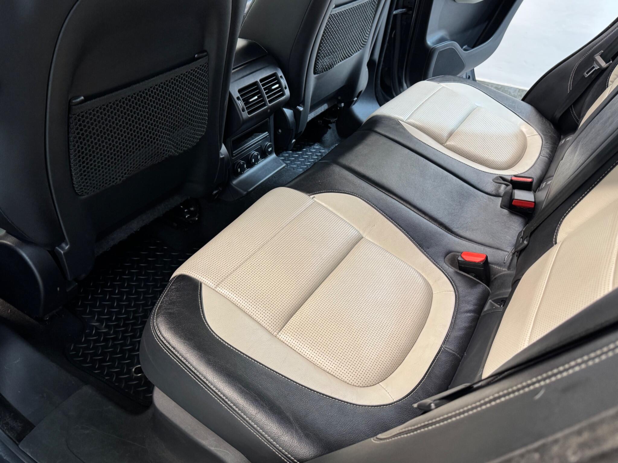 Jaguar F-Pace view 71