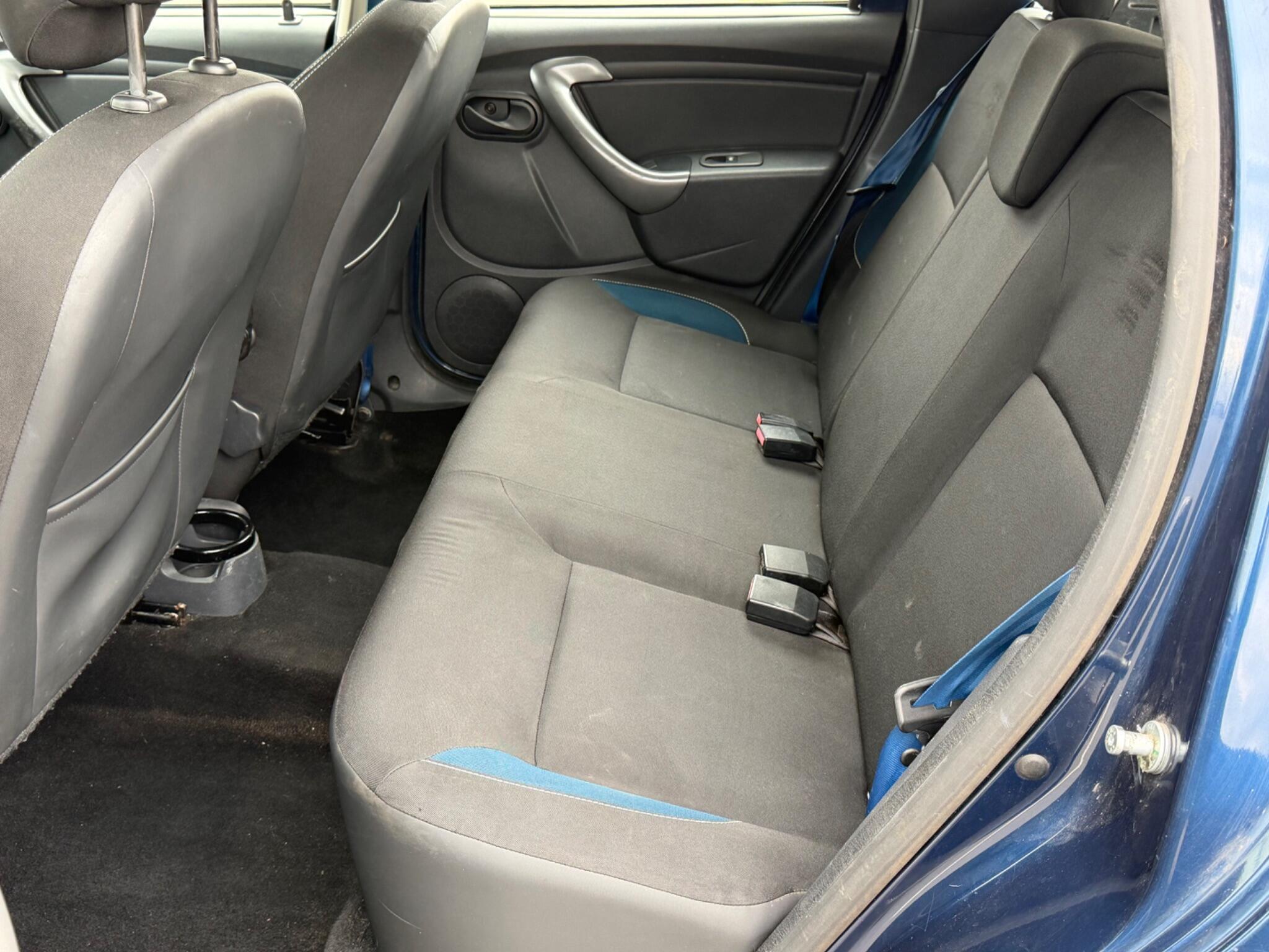 Dacia Duster view 15