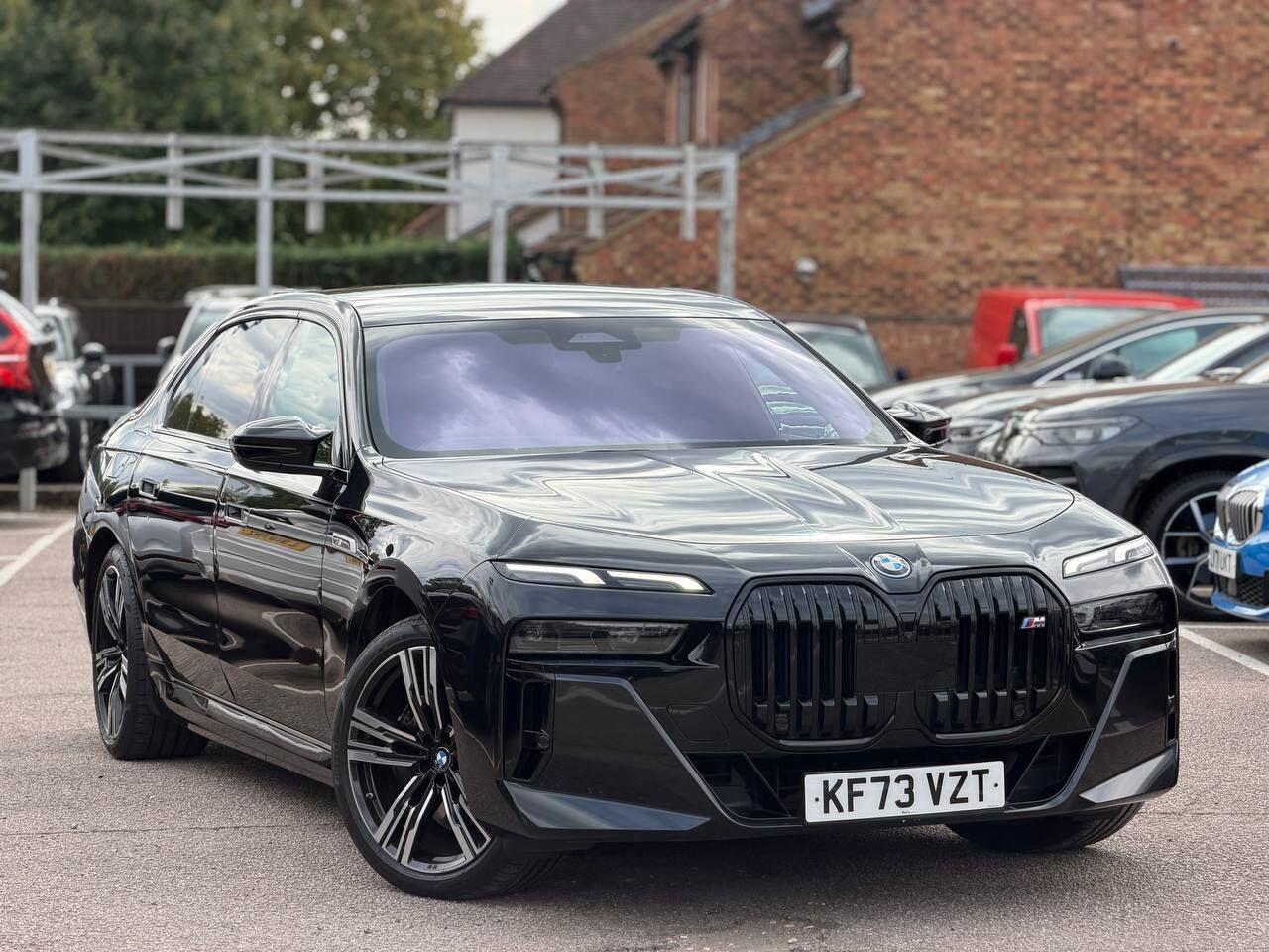 BMW 7 Series view 79