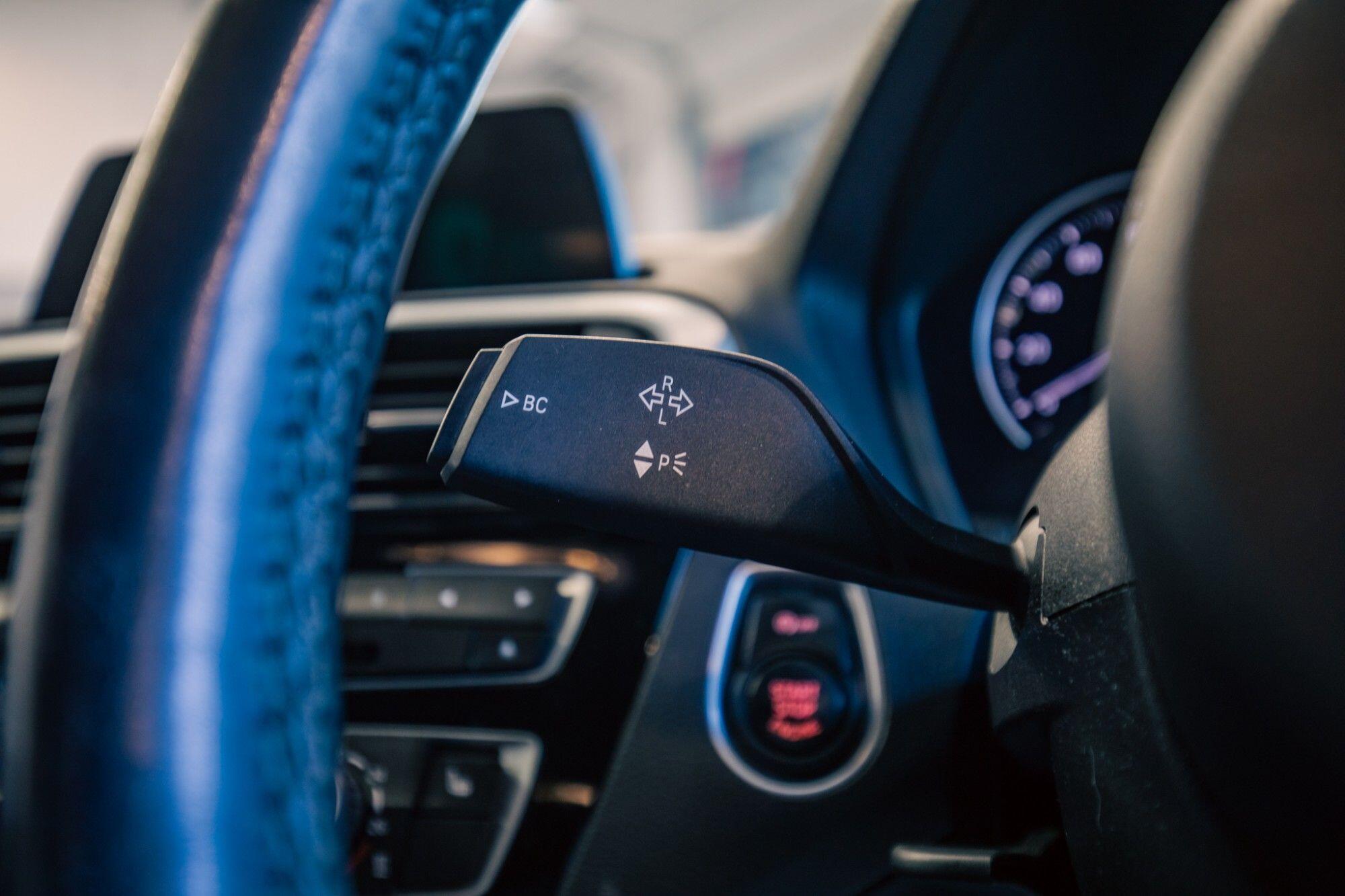 BMW 1 Series view 12