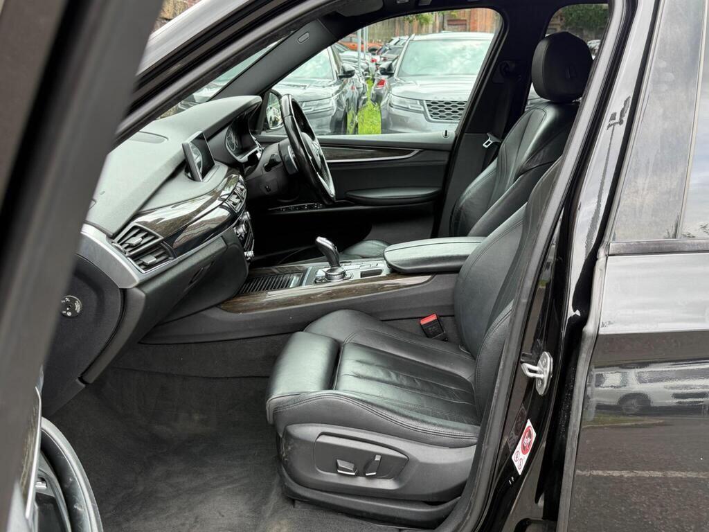 BMW X5 view 15