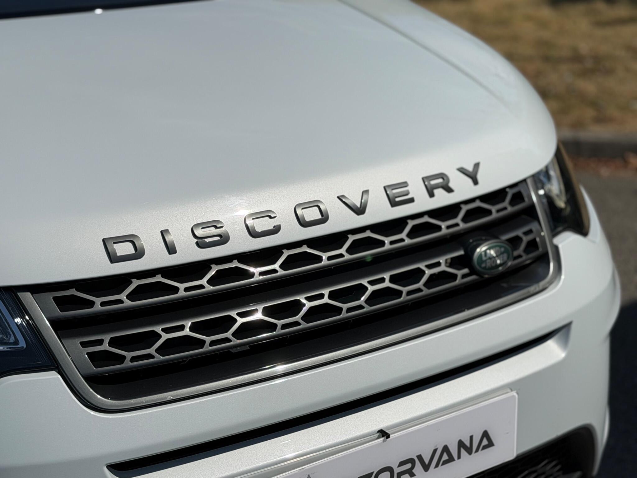 Land Rover Discovery Sport view 37