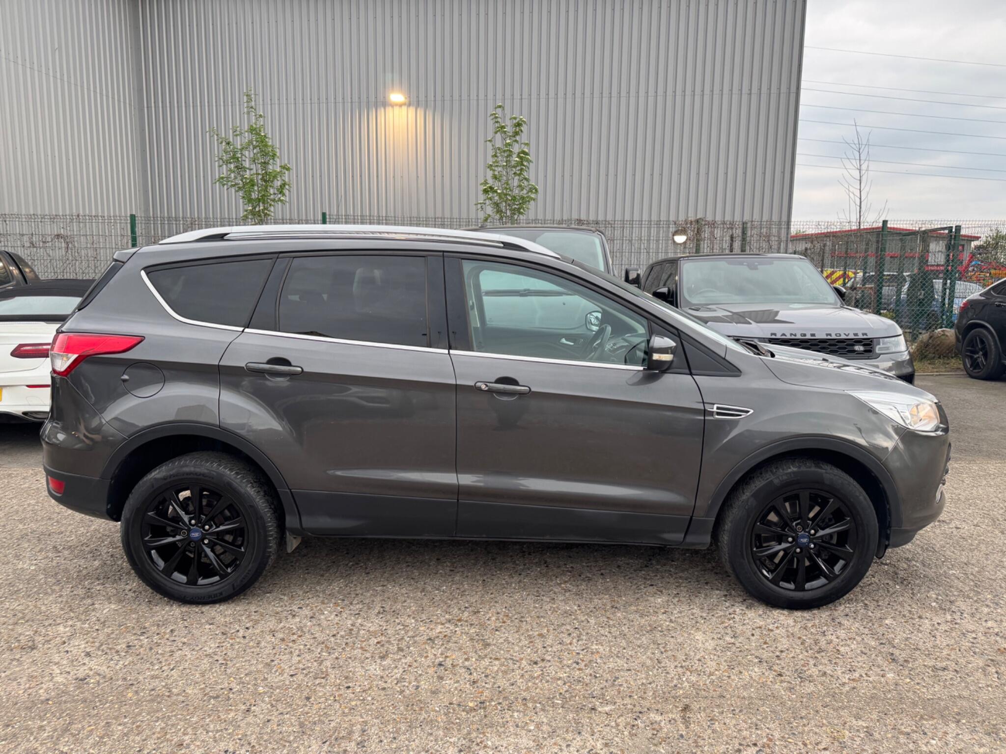Ford Kuga view 12
