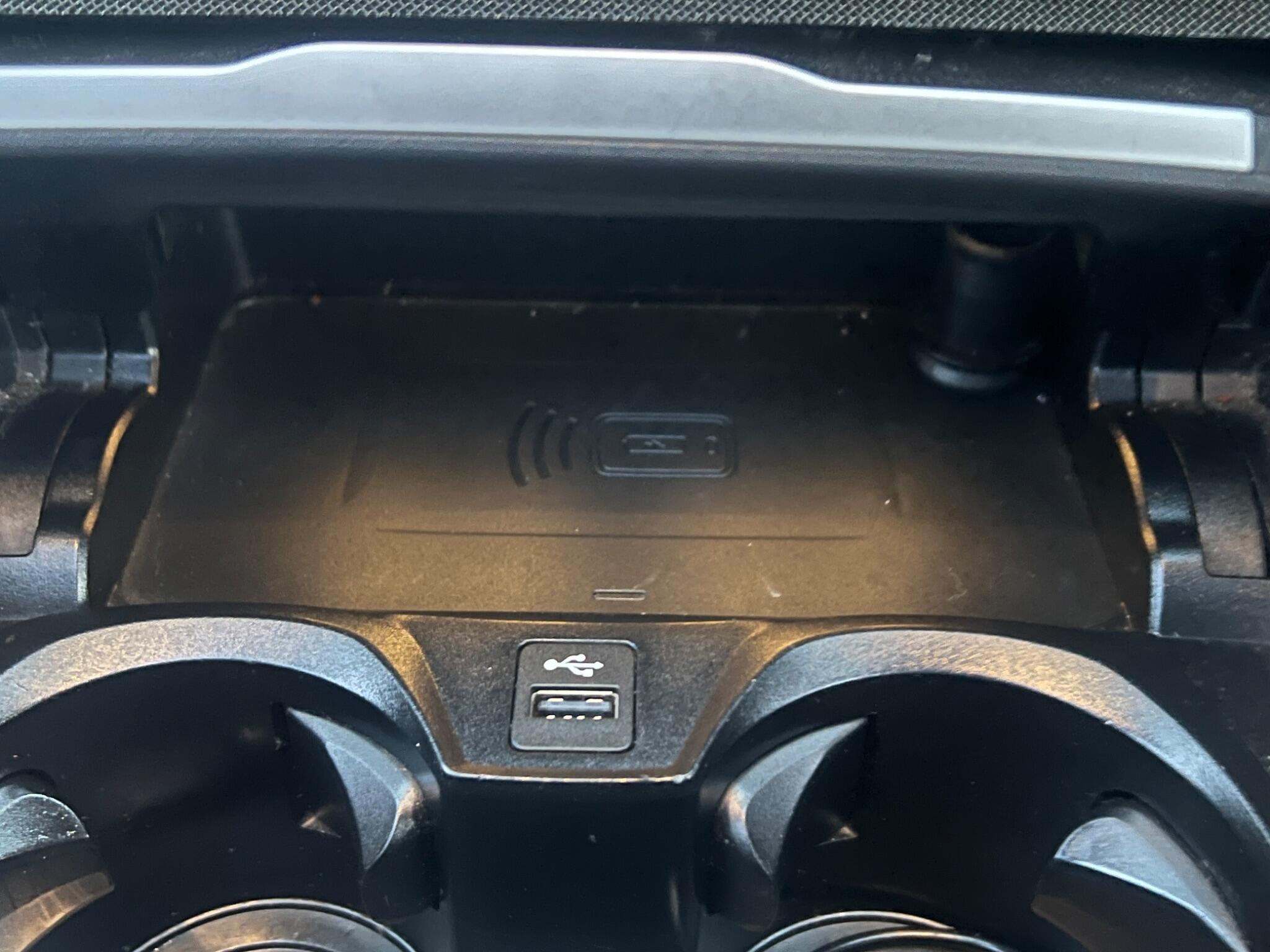 BMW 3 Series view 49