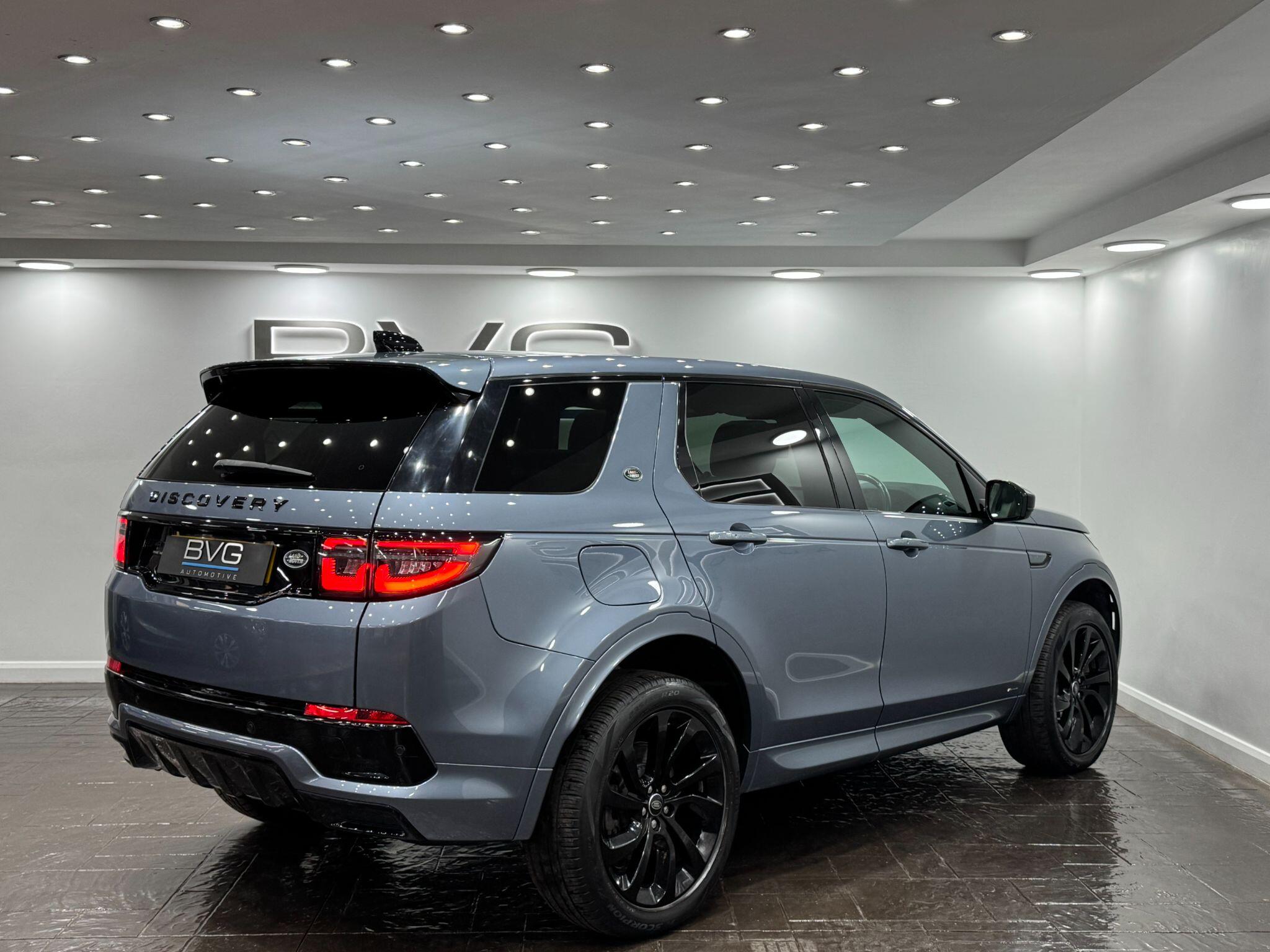Land Rover Discovery Sport view 8
