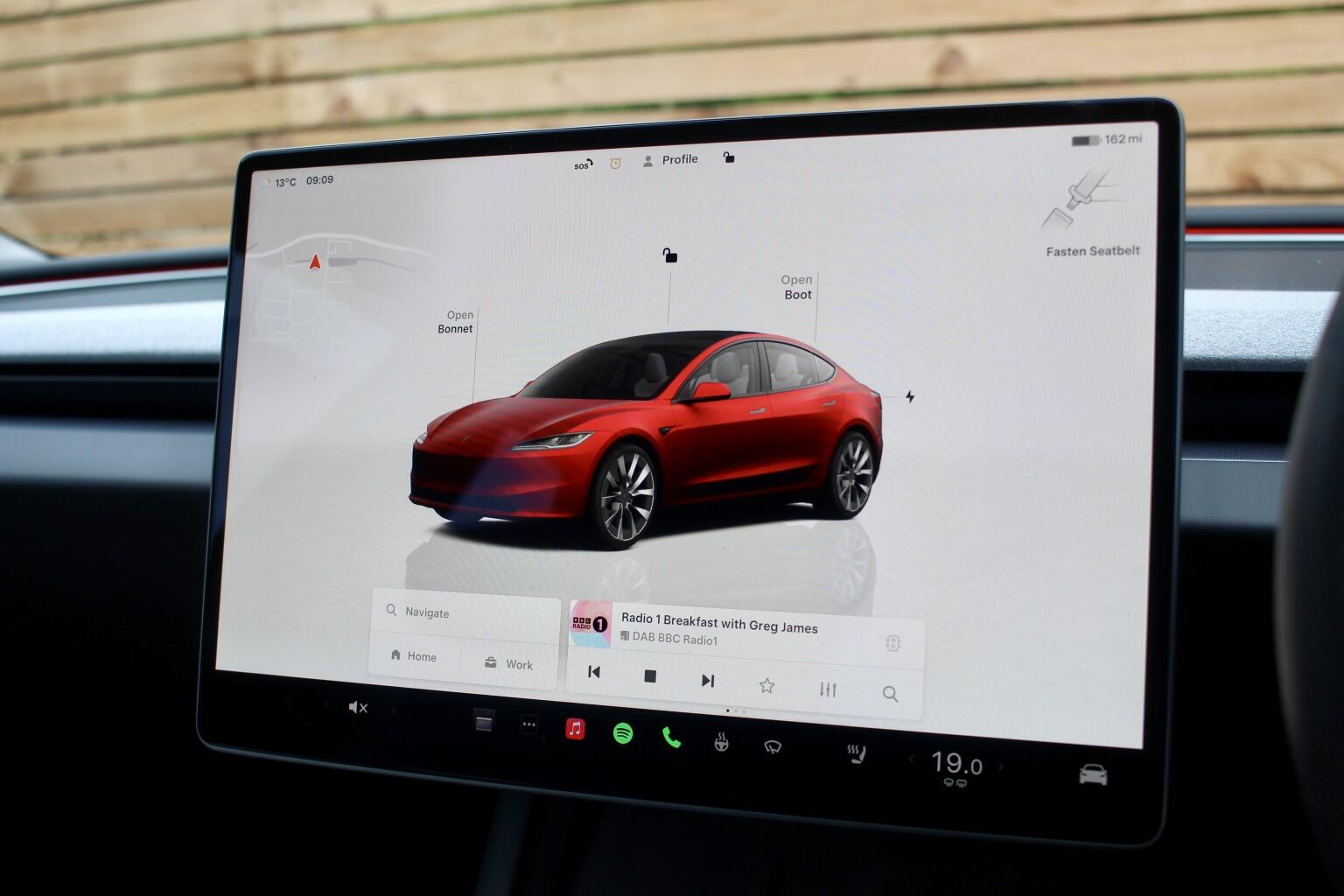 Tesla Model 3 view 36