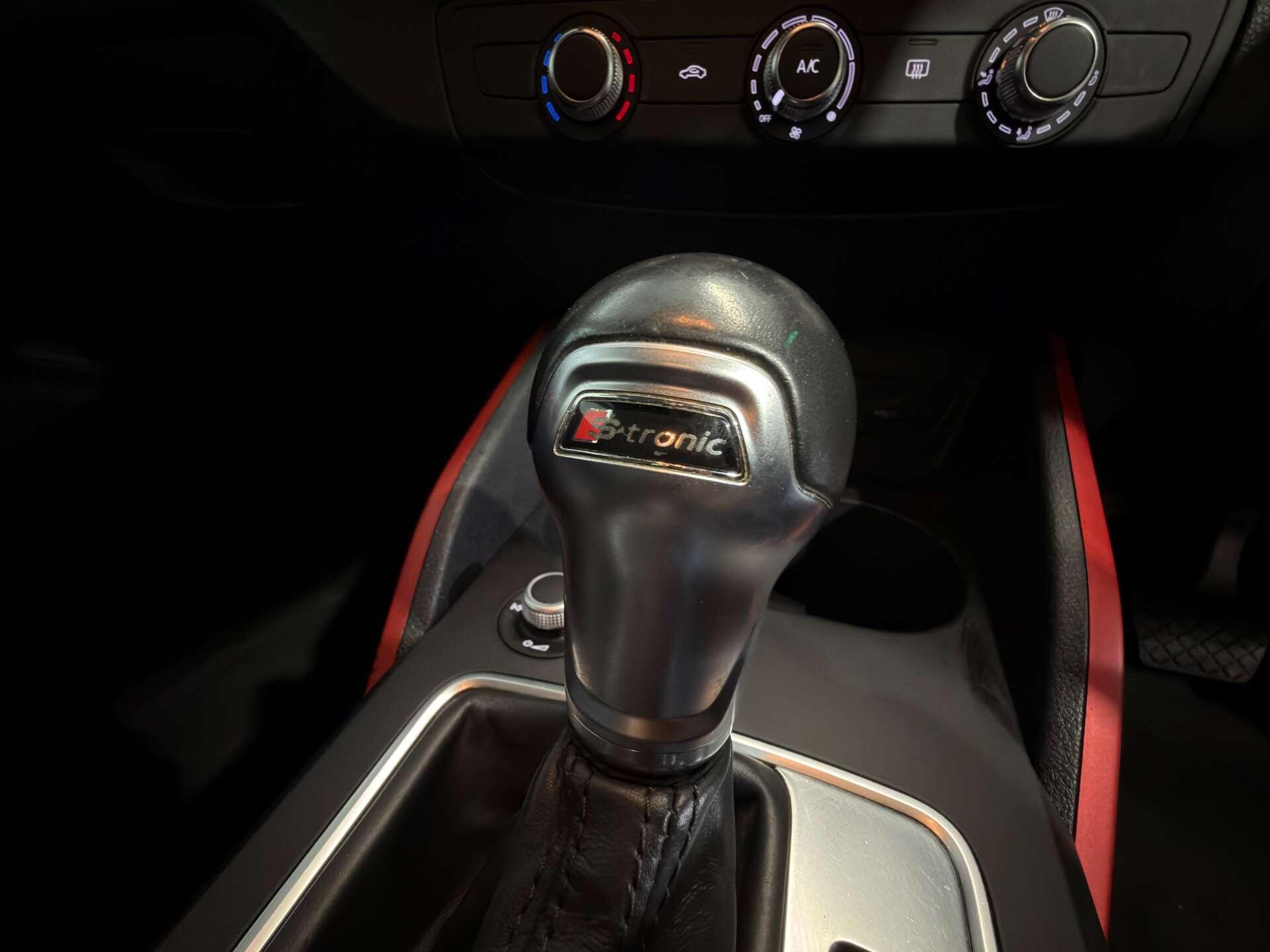 Audi Q2 view 34