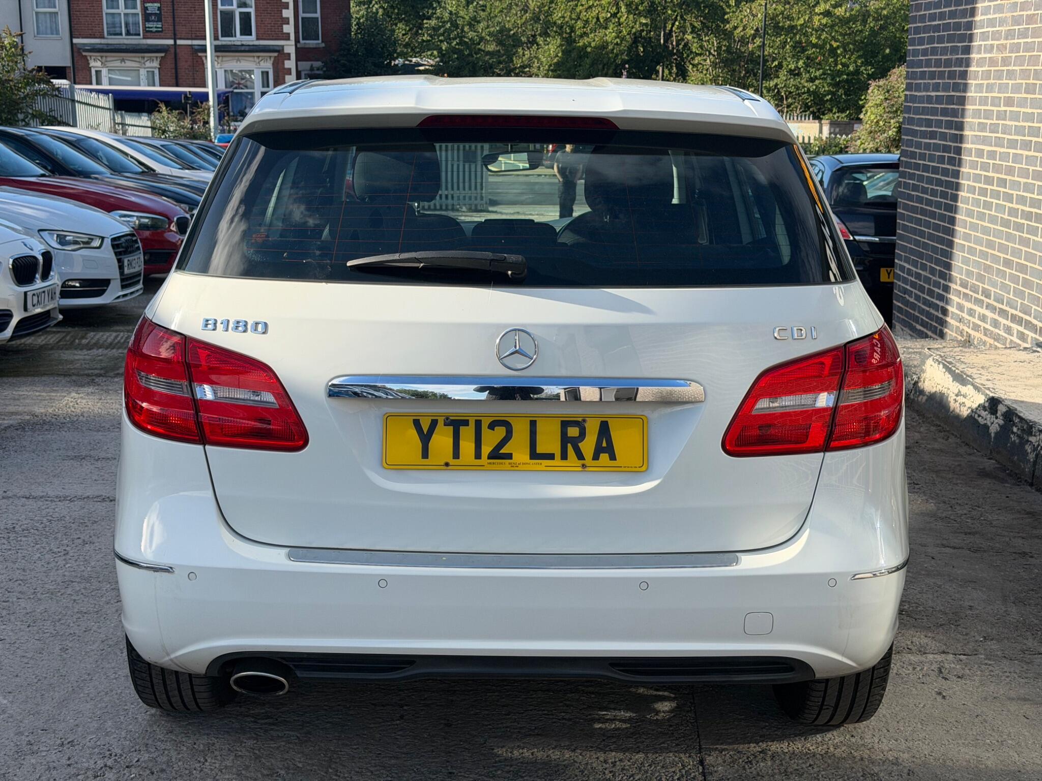 Mercedes-Benz B-Class view 5