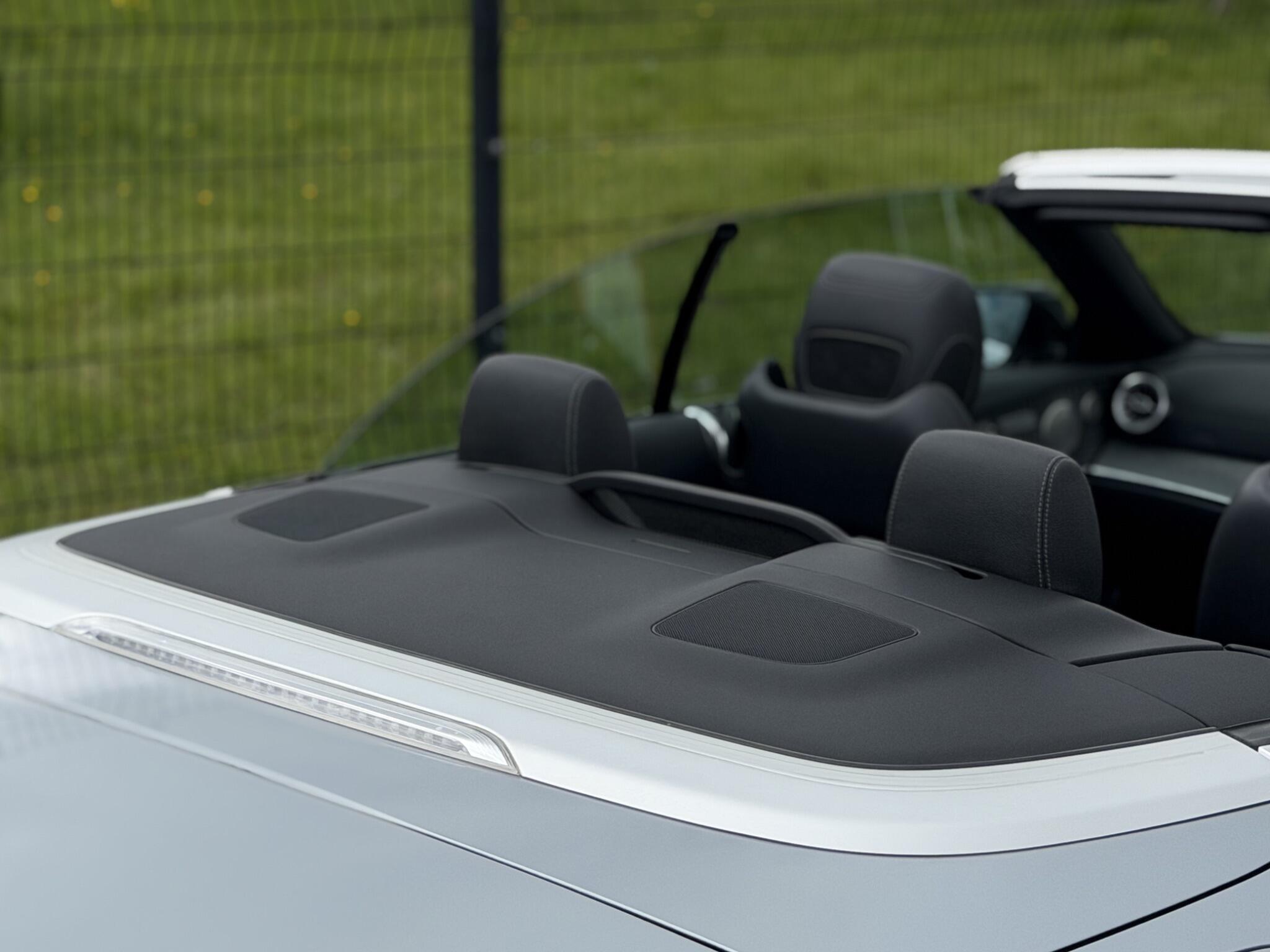 Mercedes-Benz E-Class view 45