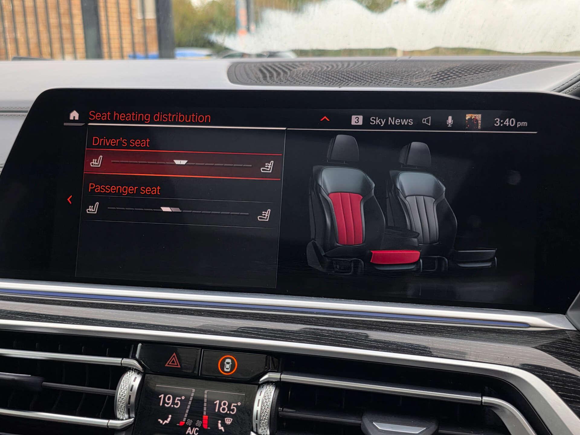 BMW X7 view 36