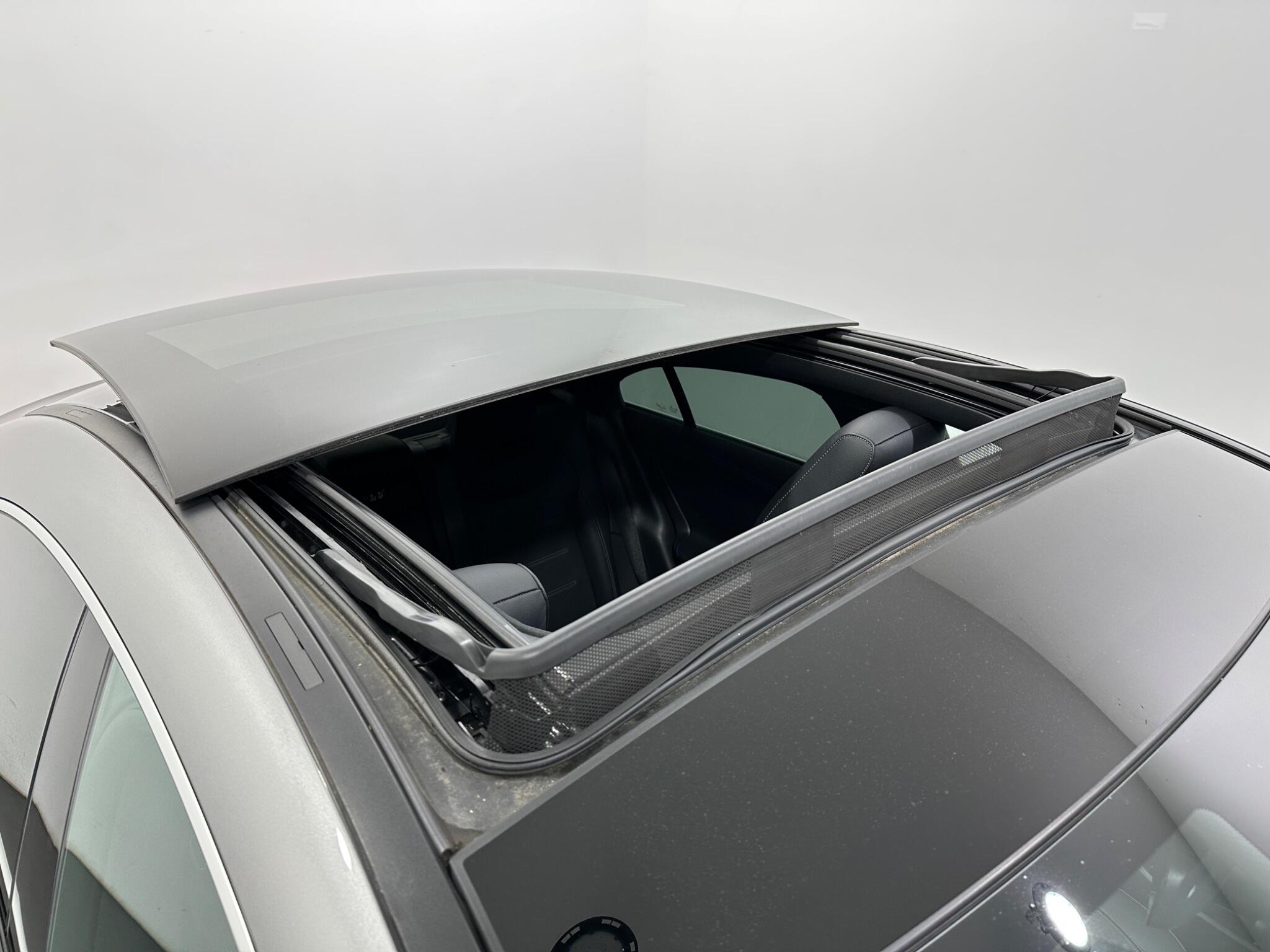 Mercedes-Benz CLA view 56