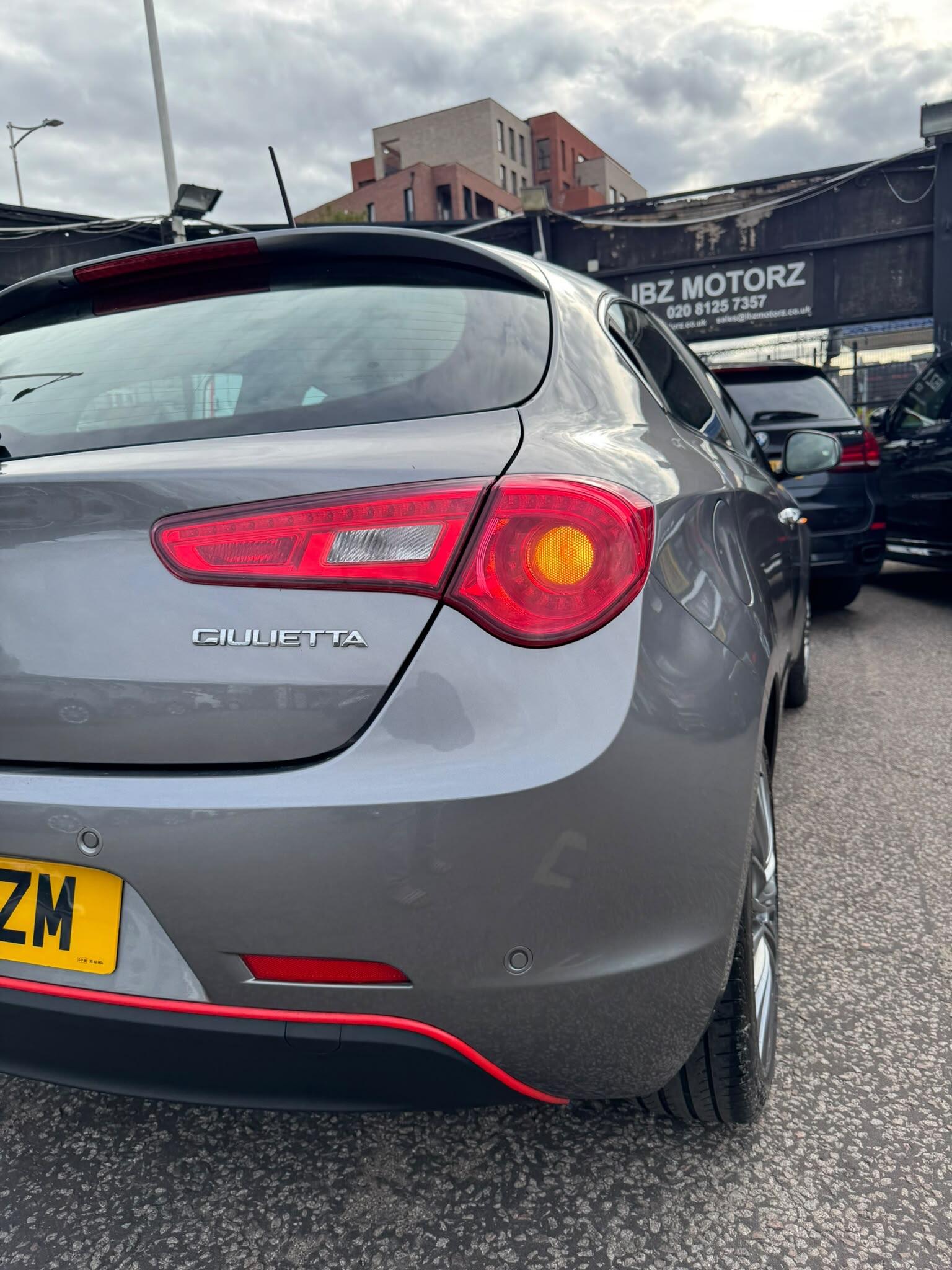 Alfa Romeo Giulietta view 18