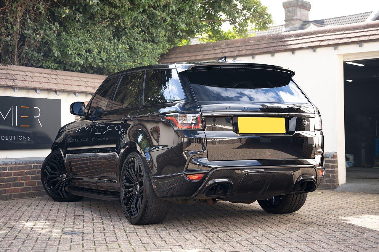 Land Rover Range Rover Sport view 4
