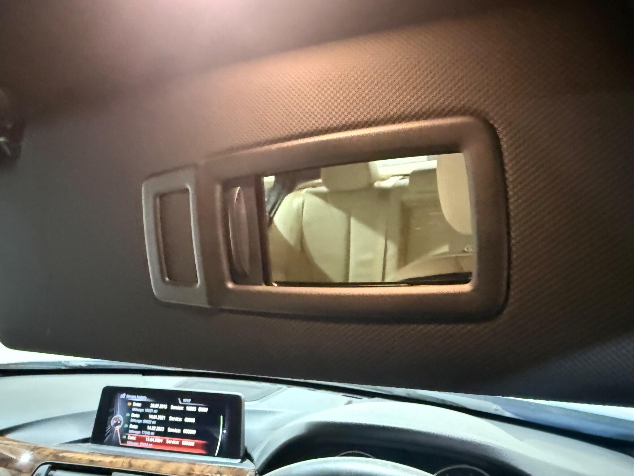 BMW 3 Series view 11