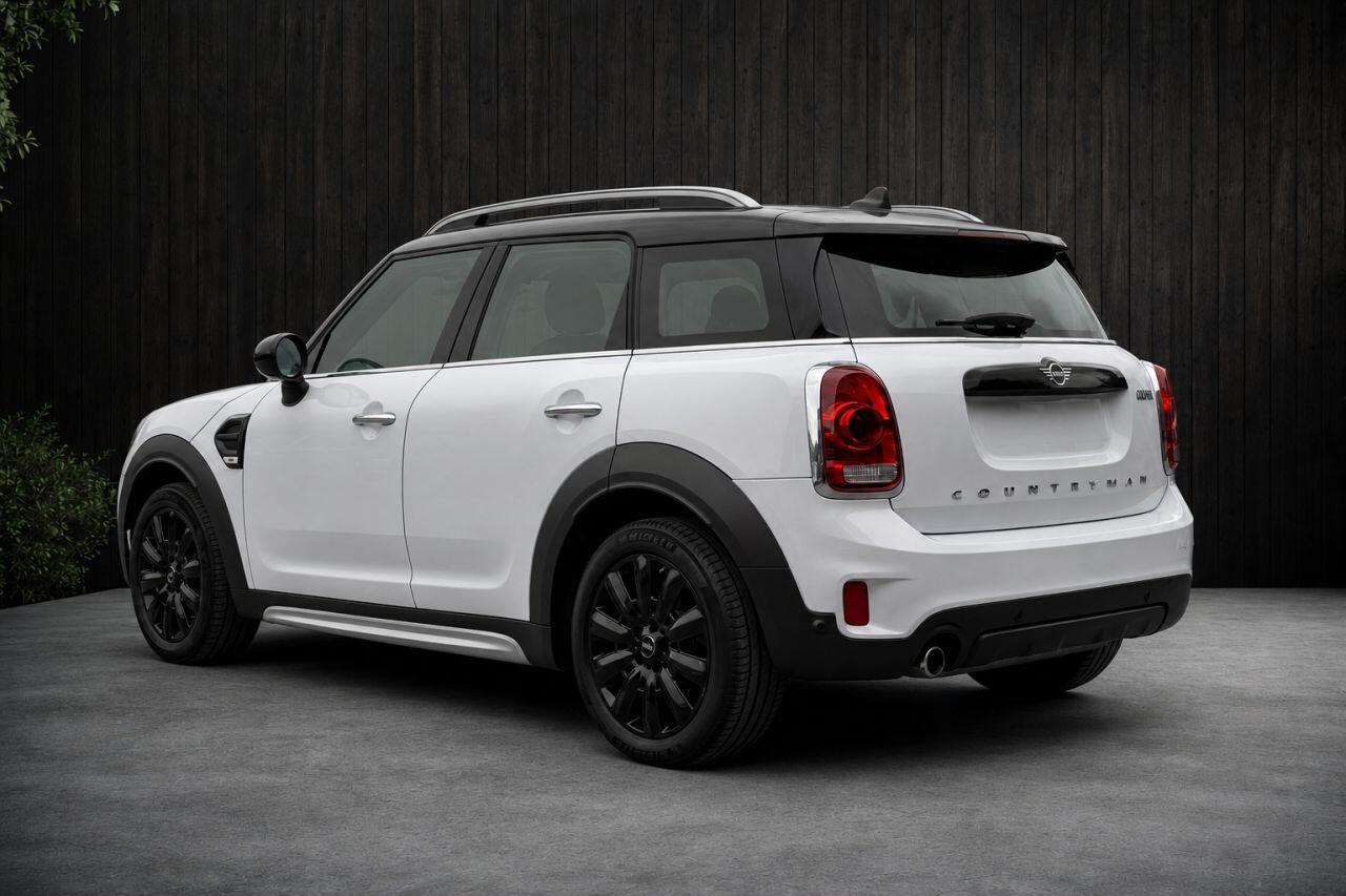 Mini Countryman view 3